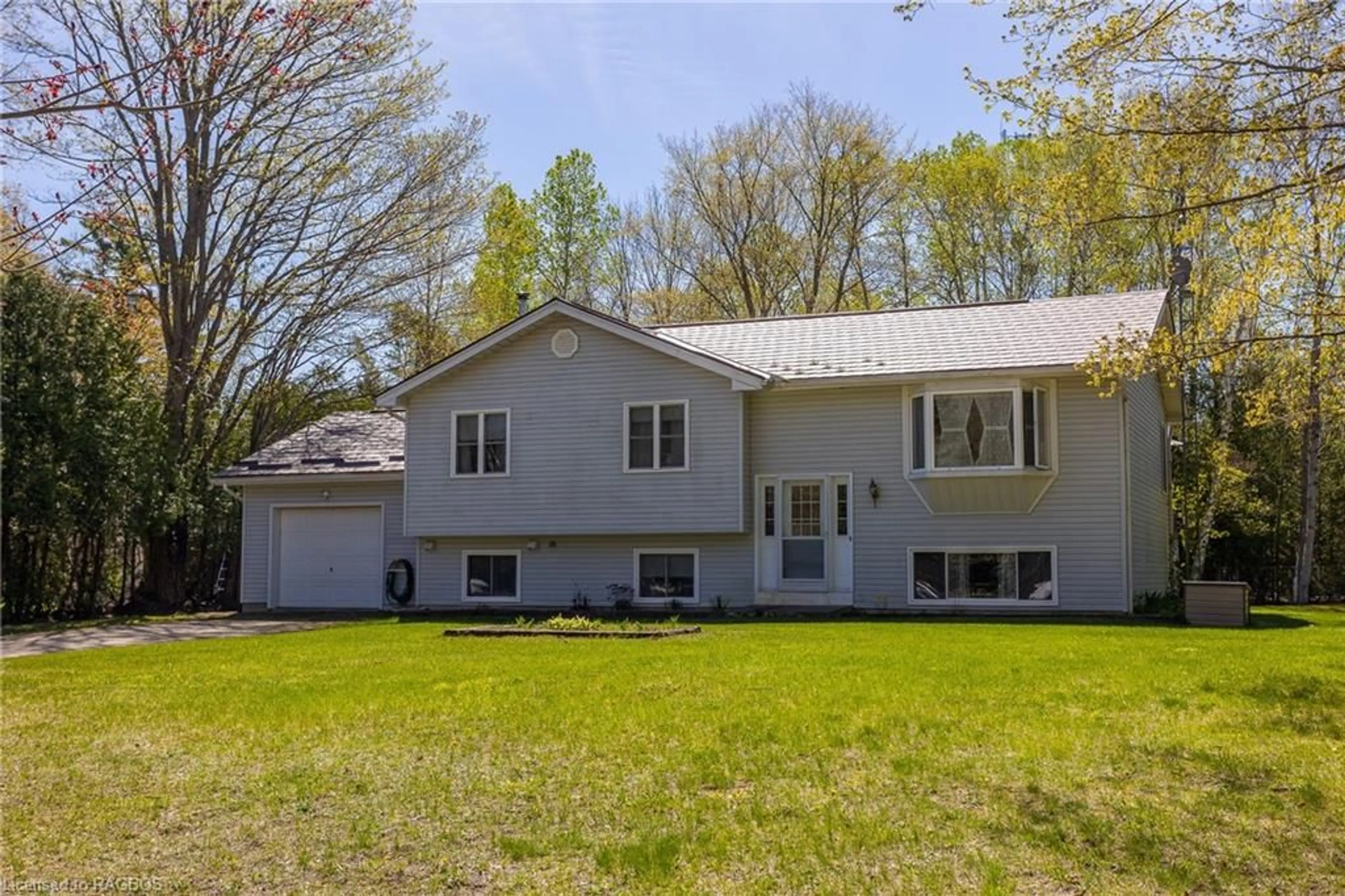 Frontside or backside of a home for 22 Avele Rd, South Bruce Peninsula Ontario N0H 2T0