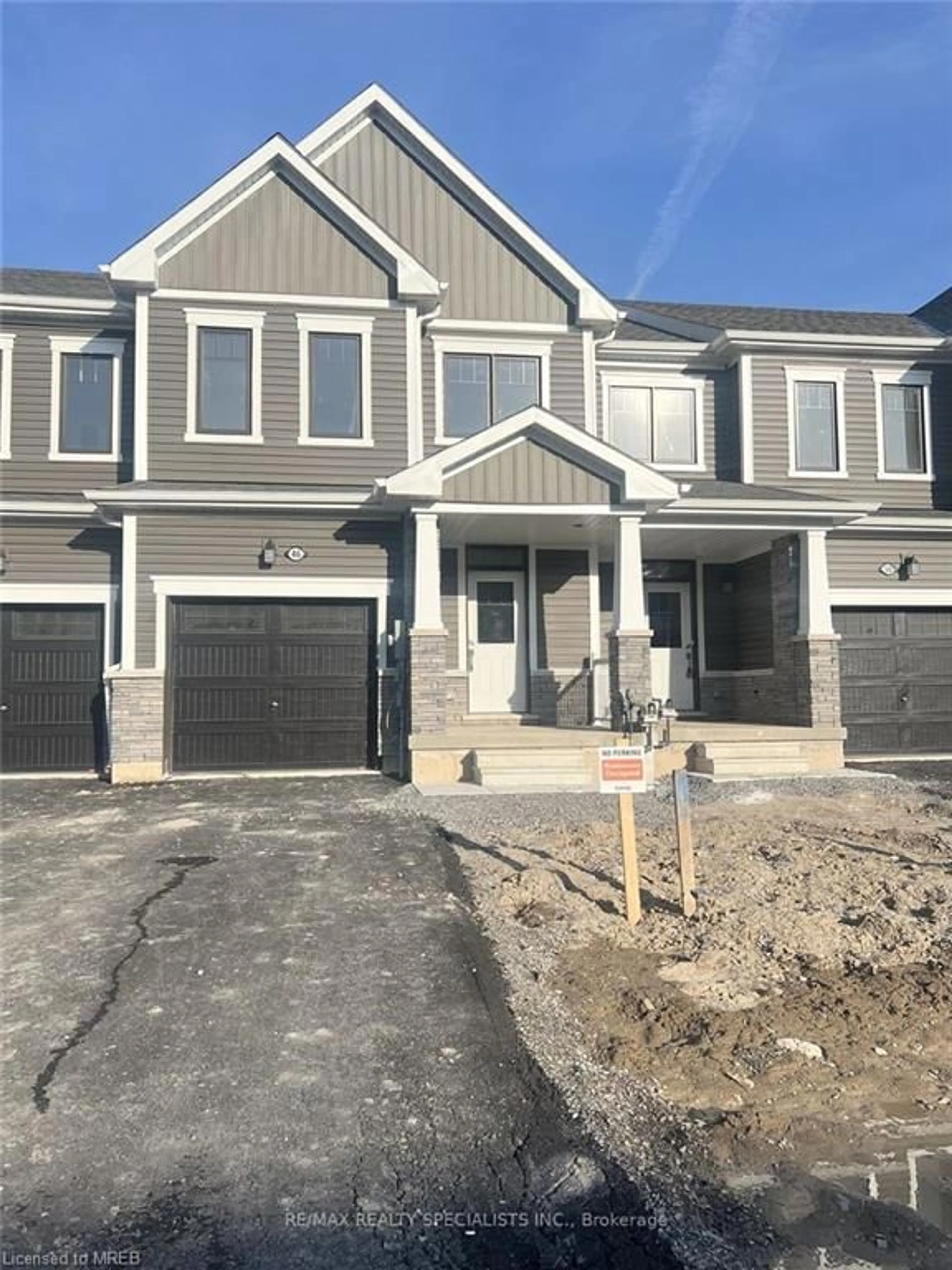 A pic from exterior of the house or condo for 46 Sunhaven Lane, Thorold Ontario L2V 0K7