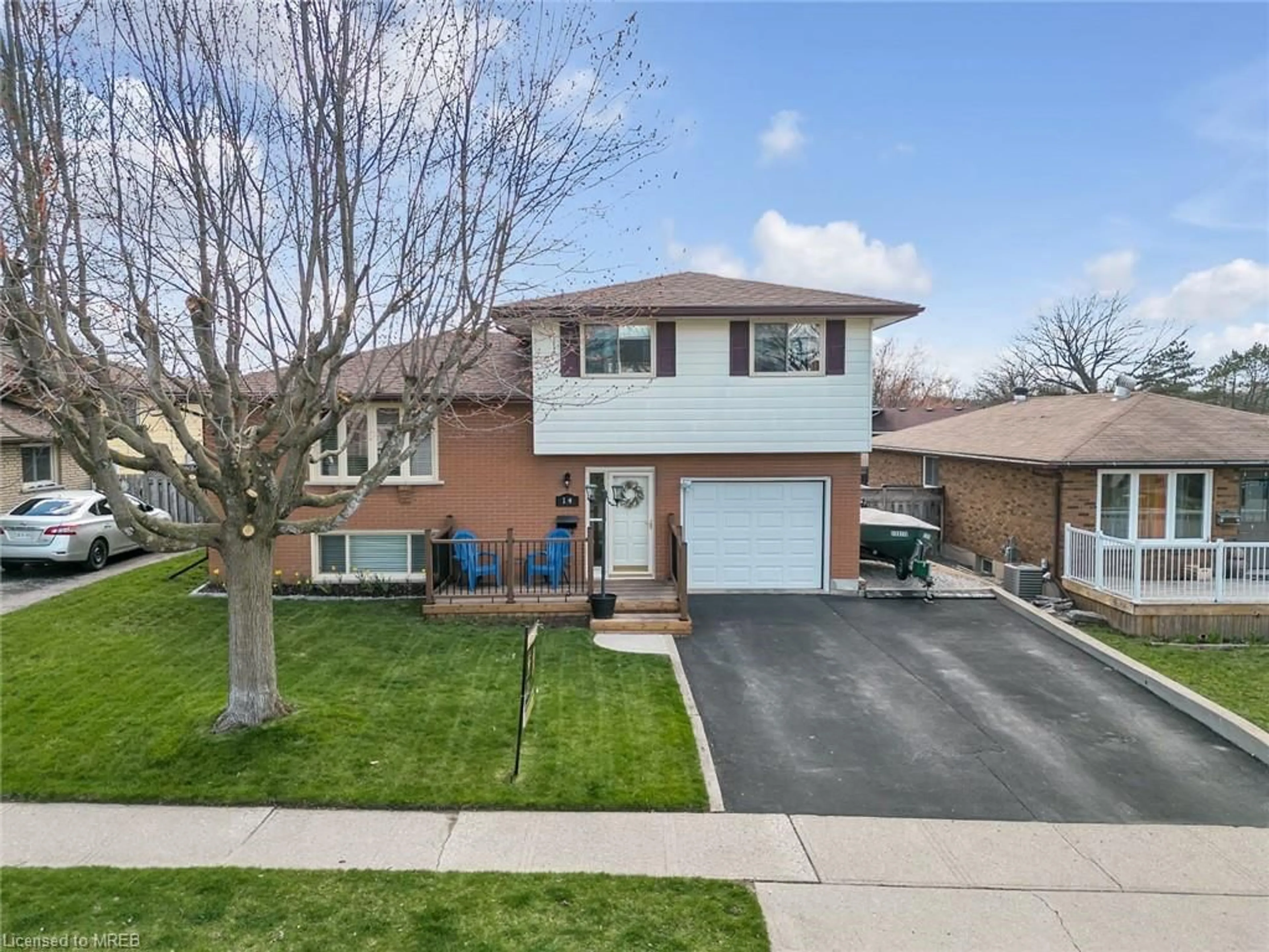 Frontside or backside of a home for 14 Tutton Pl, Cambridge Ontario N1R 4S8