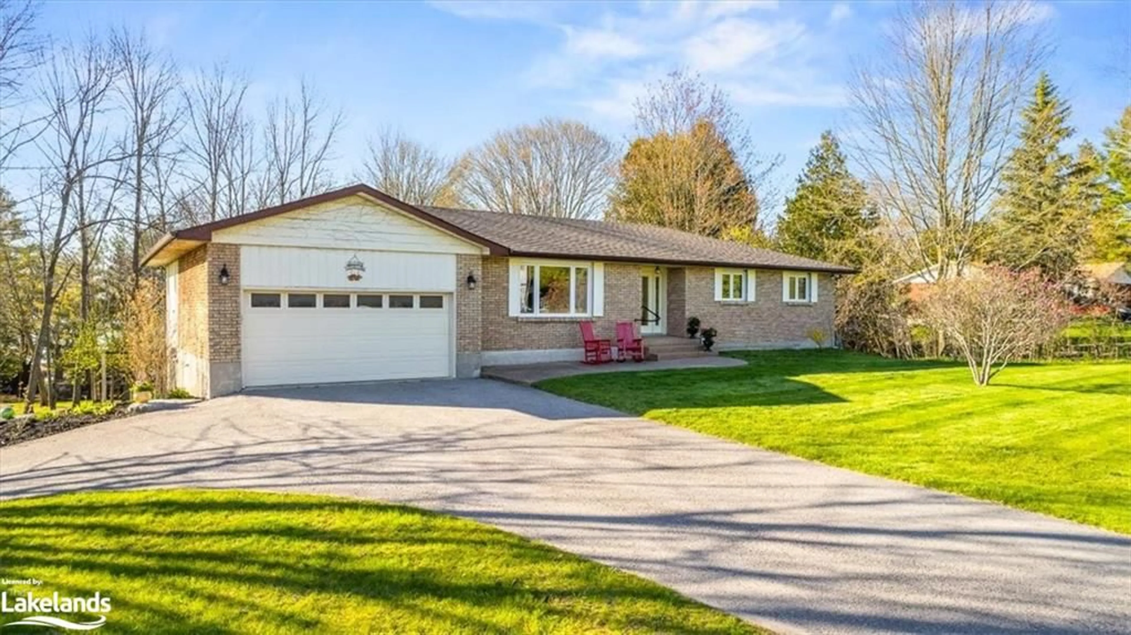 Frontside or backside of a home for 143 Westview Dr, Omemee Ontario K0L 2W0