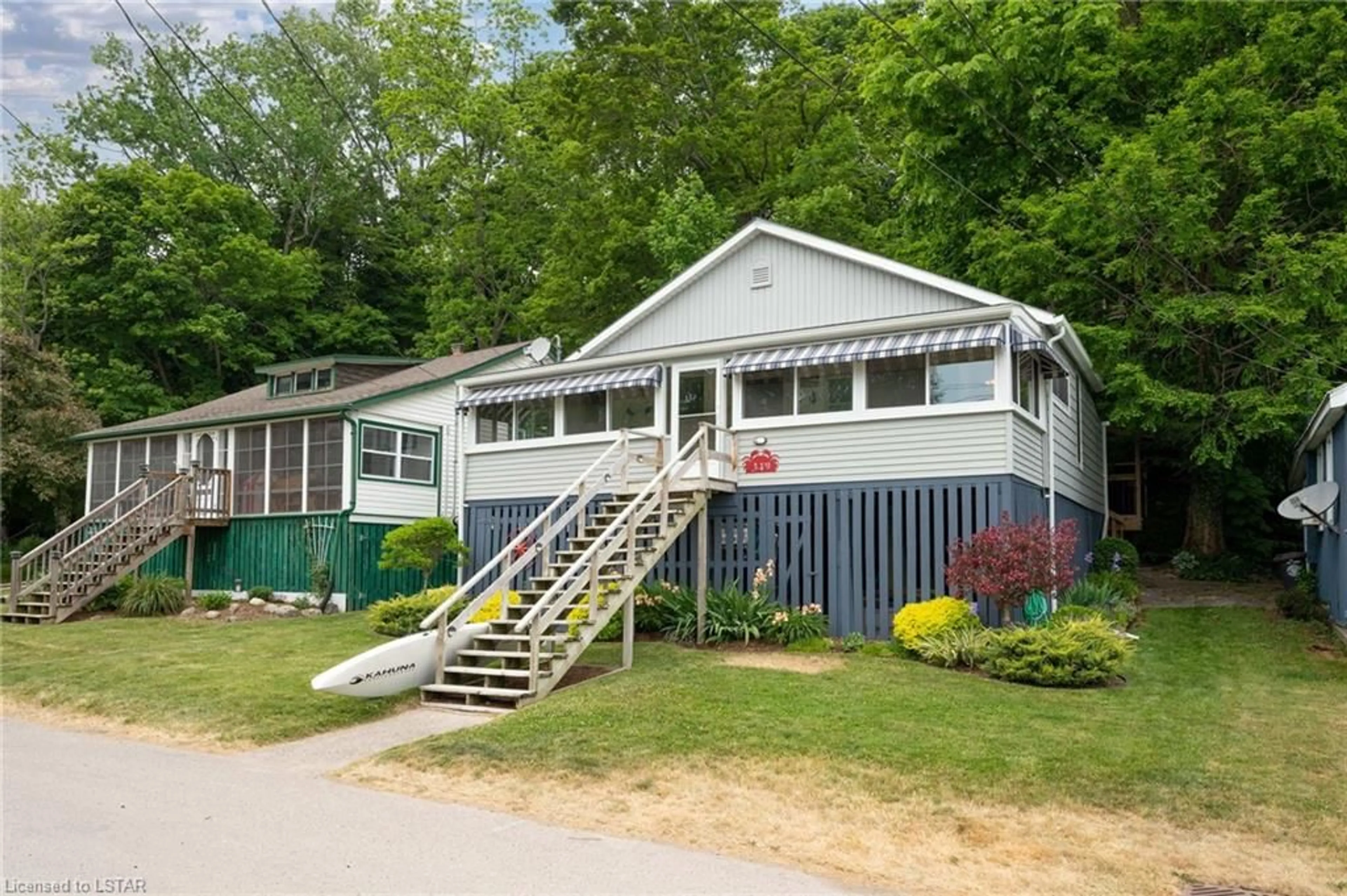Cottage for 349 First St, Port Stanley Ontario N5L 1E3