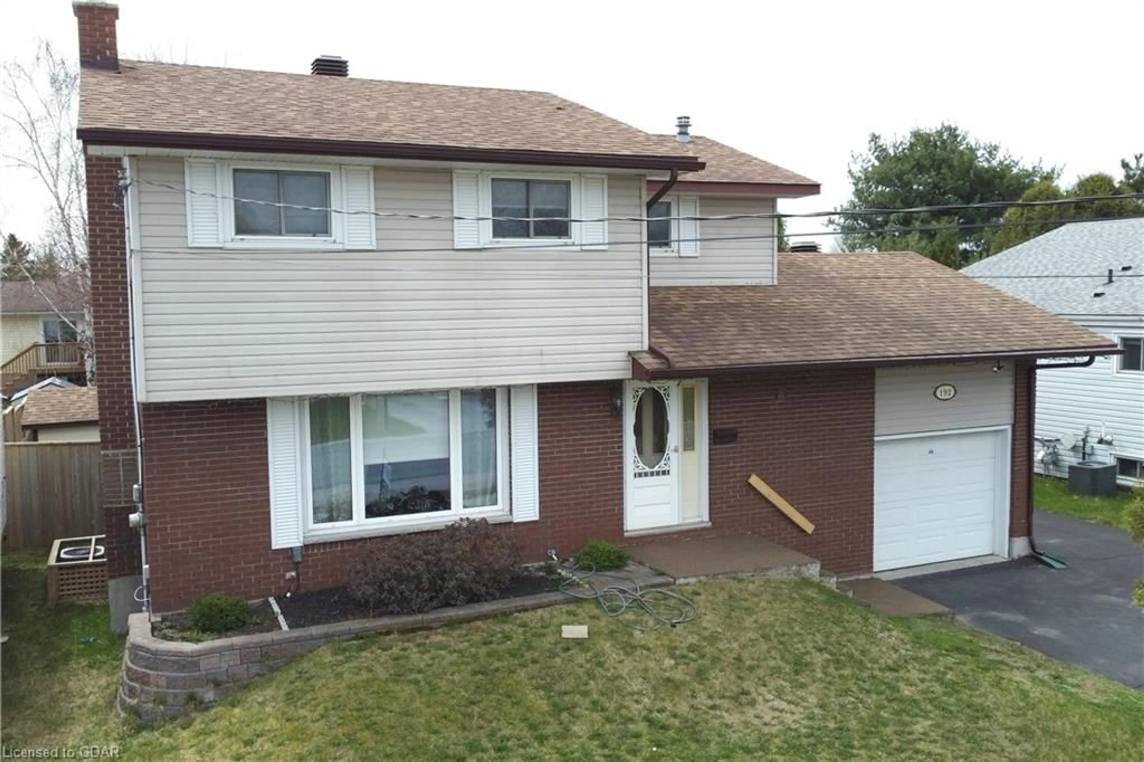 Frontside or backside of a home for 192 Marshall Park Dr, North Bay Ontario P1A 3L2