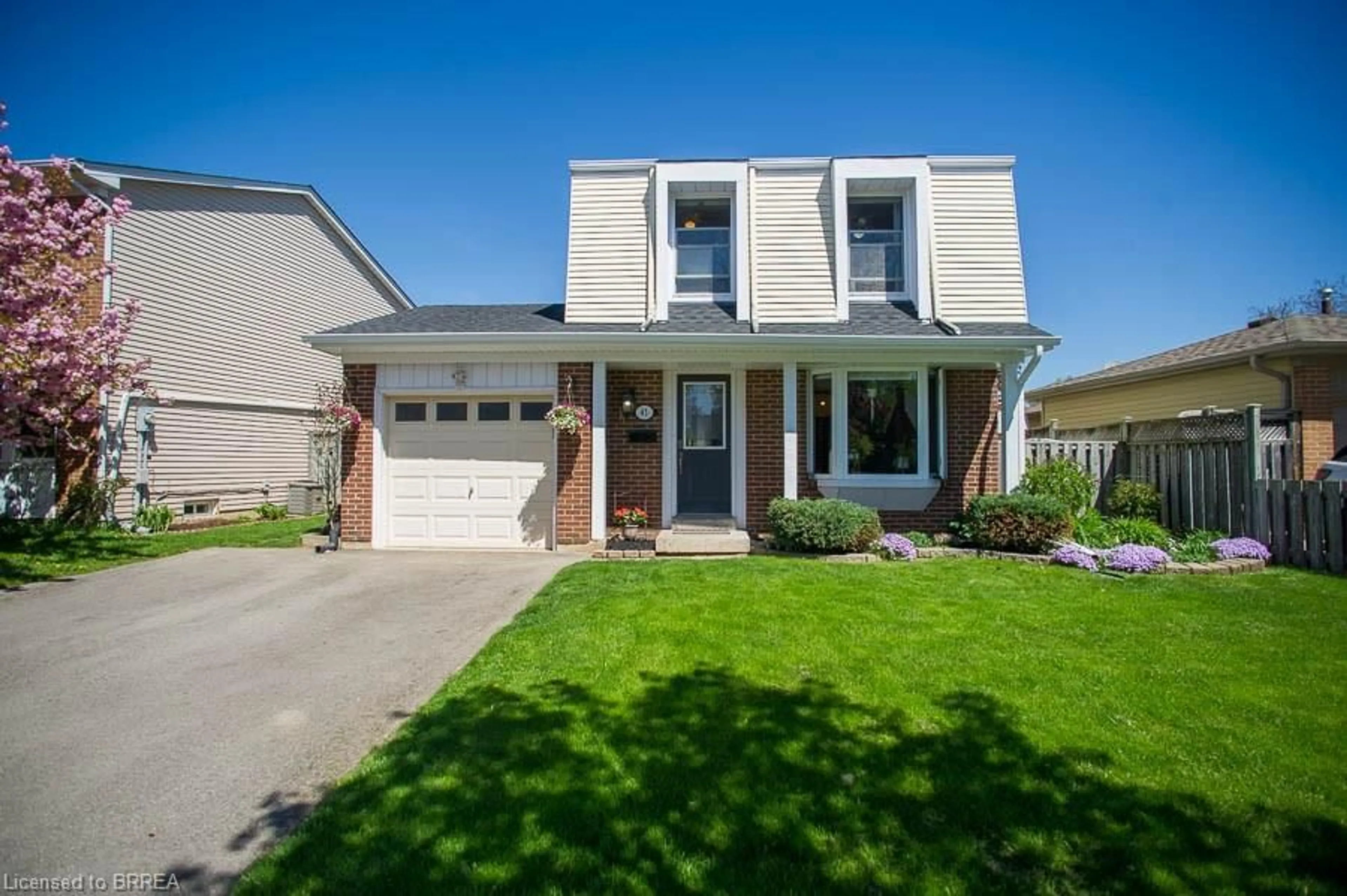 Frontside or backside of a home for 45 Gaitwin St, Brantford Ontario N3P 1A9