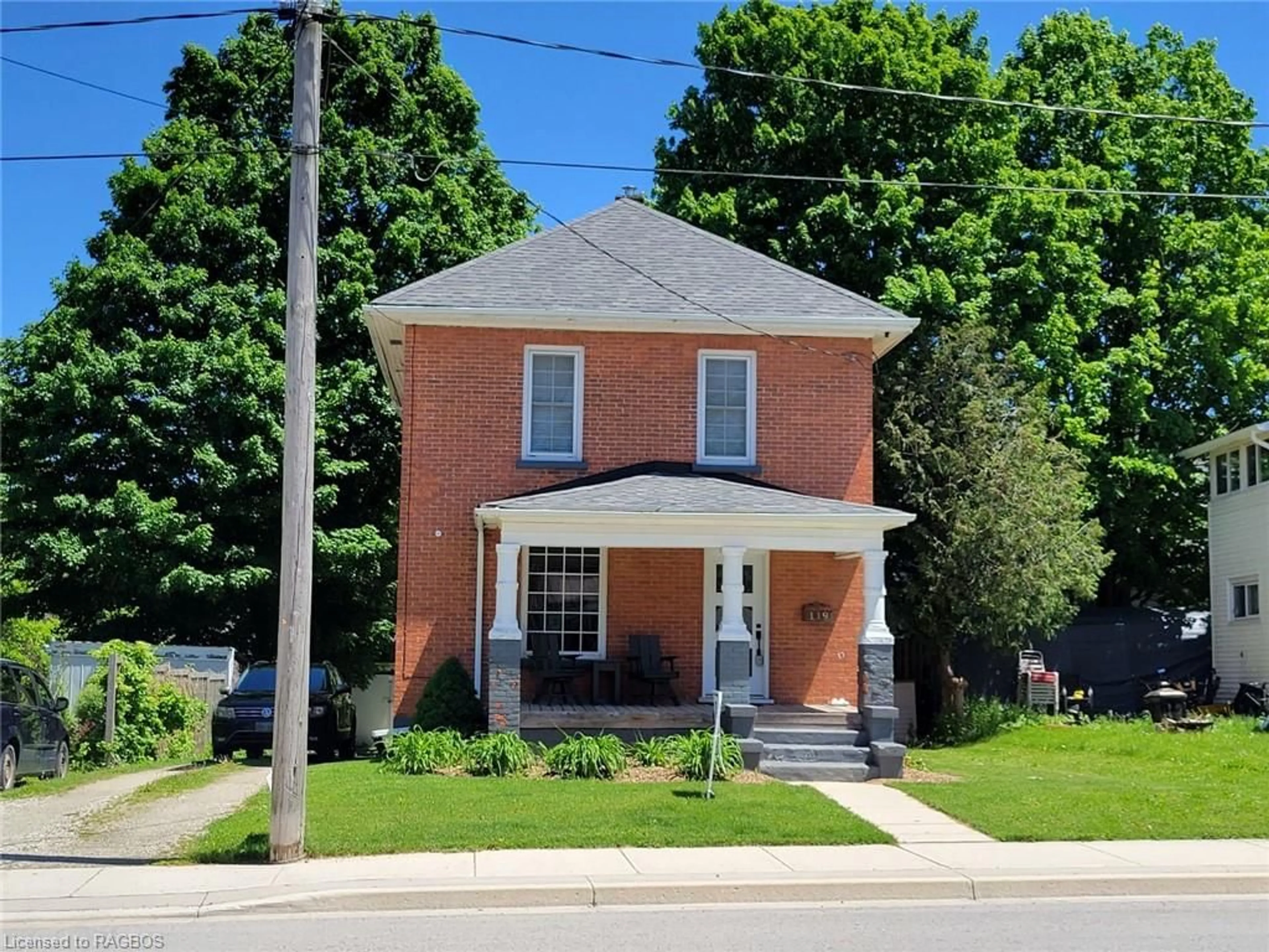 Home with brick exterior material for 119 Bruce St, Durham Ontario N0G 1R0