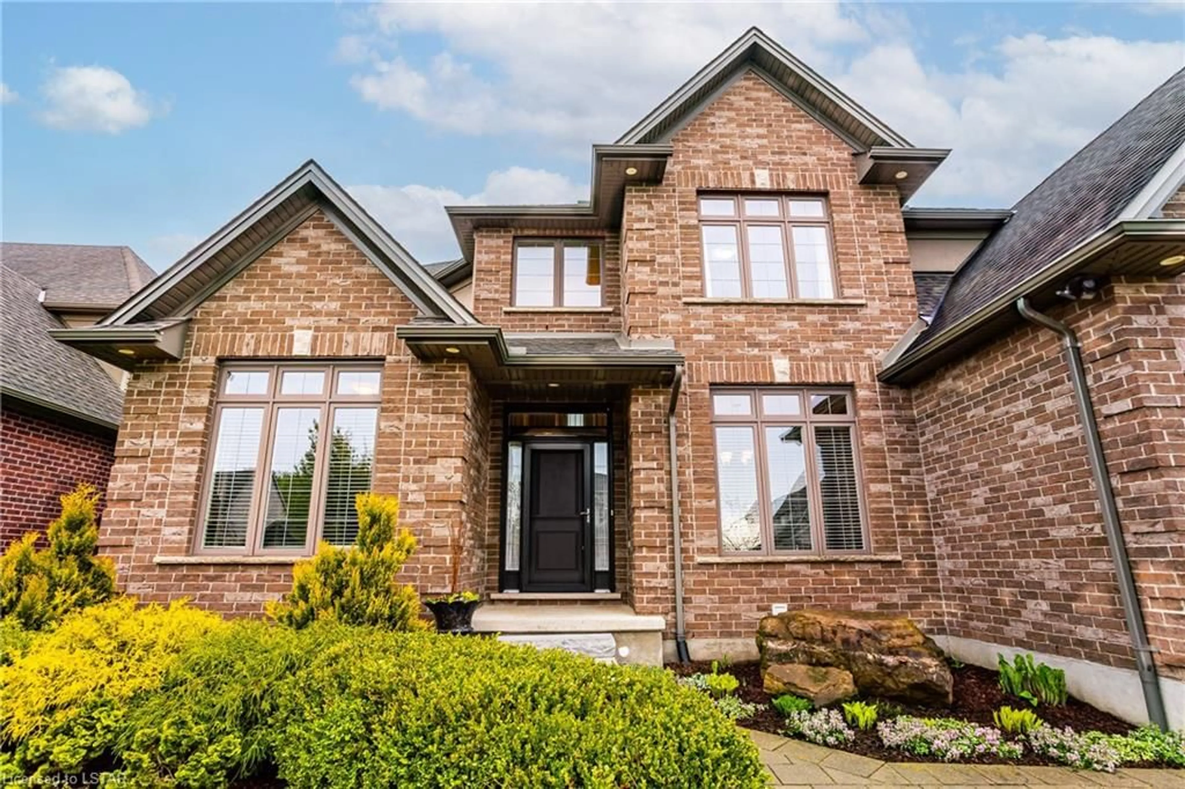 Home with brick exterior material for 2445 Kains Rd, London Ontario N6K 0C1