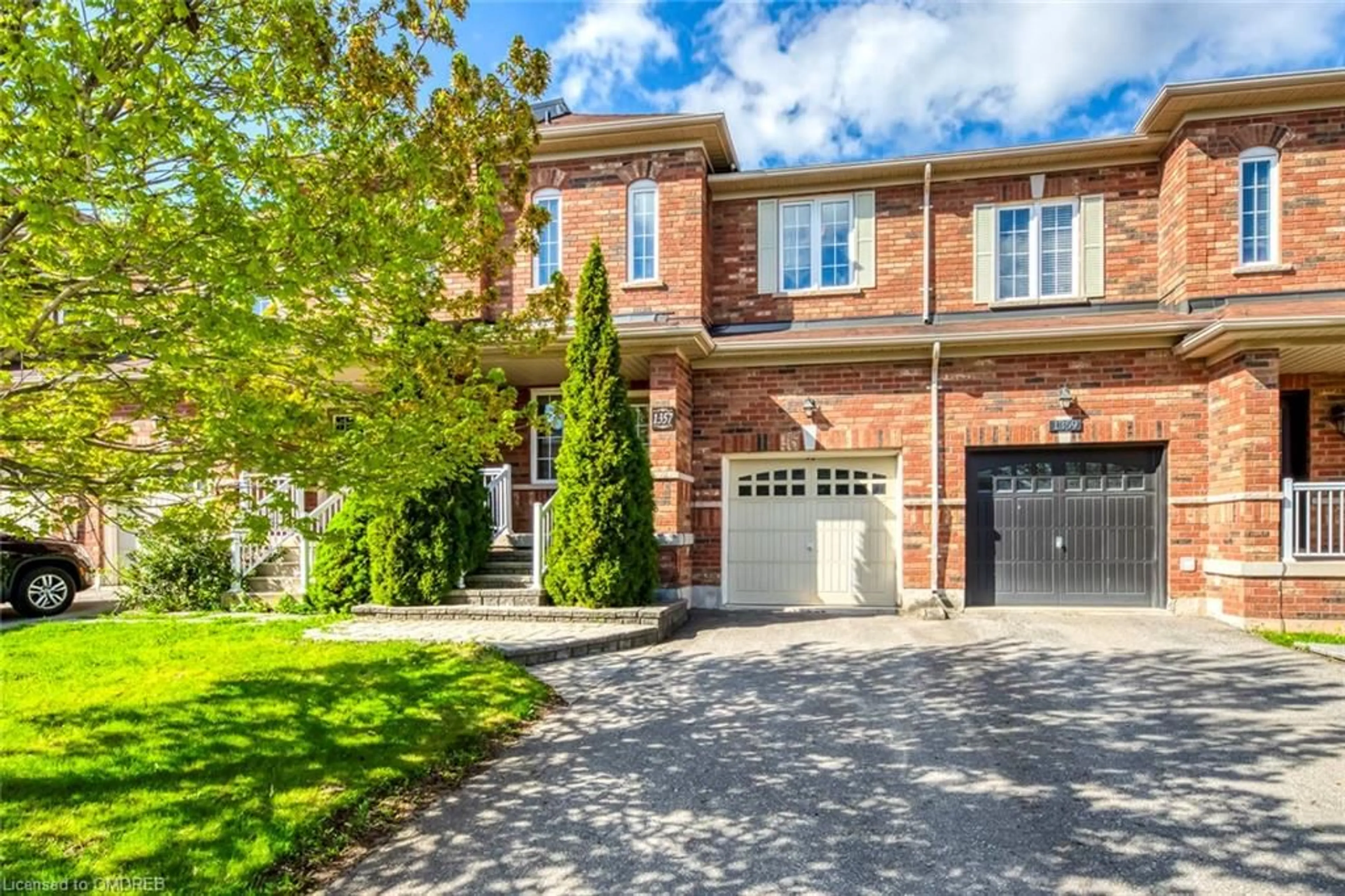 Home with brick exterior material for 1357 Kestell Blvd, Oakville Ontario L6H 0C9