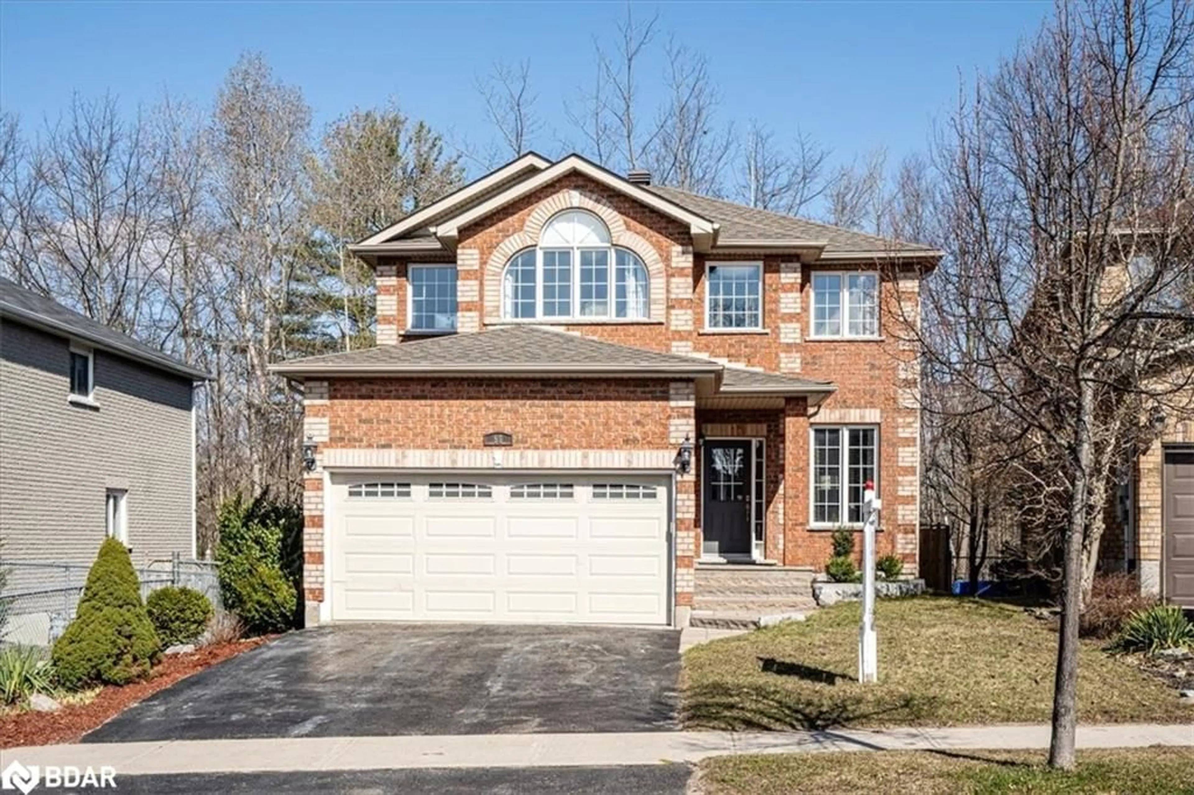 Home with brick exterior material for 95 Nicholson Dr, Barrie Ontario L4N 9L7