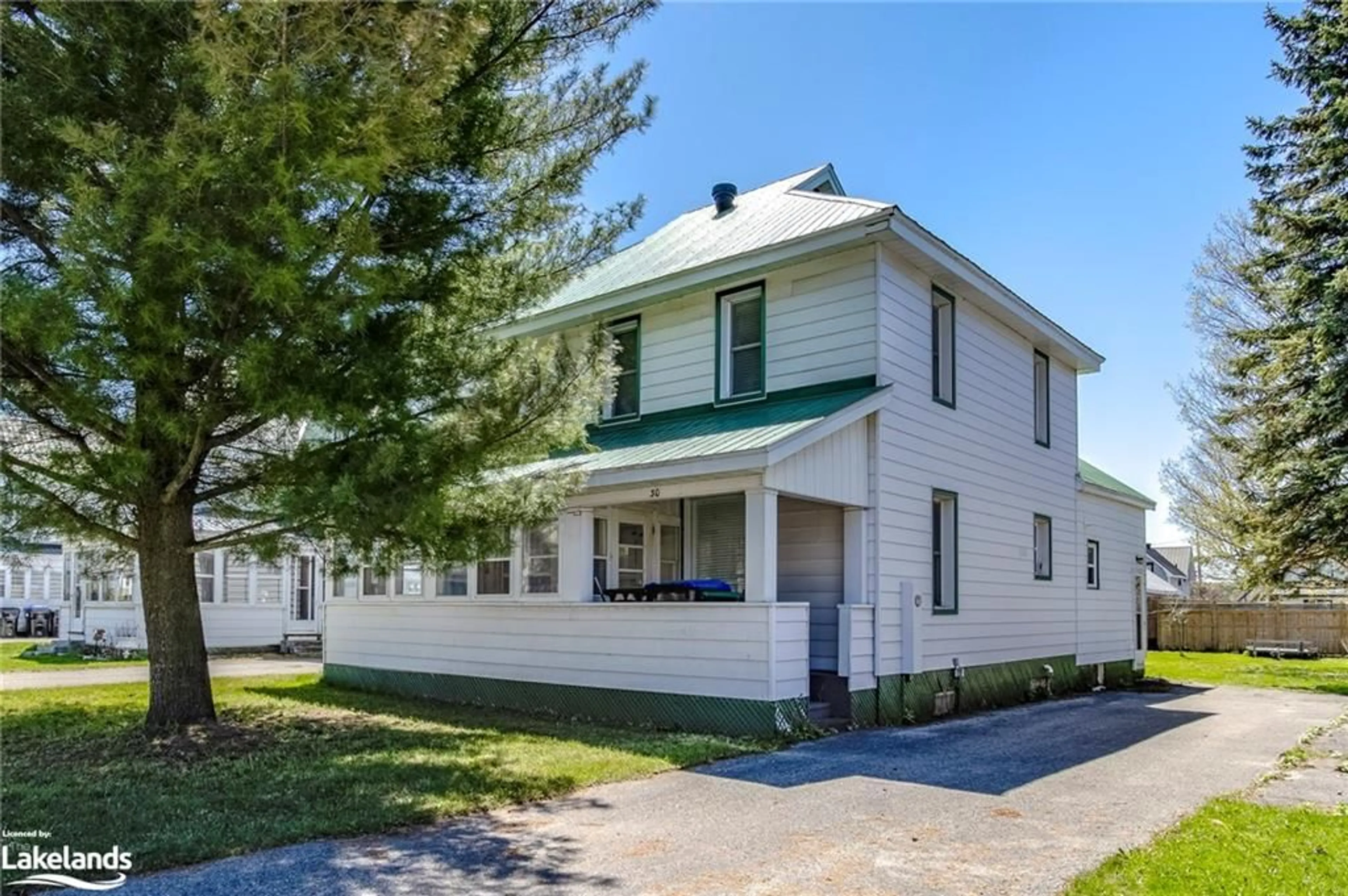 Frontside or backside of a home for 30 Maria St, Penetanguishene Ontario L9M 1L5