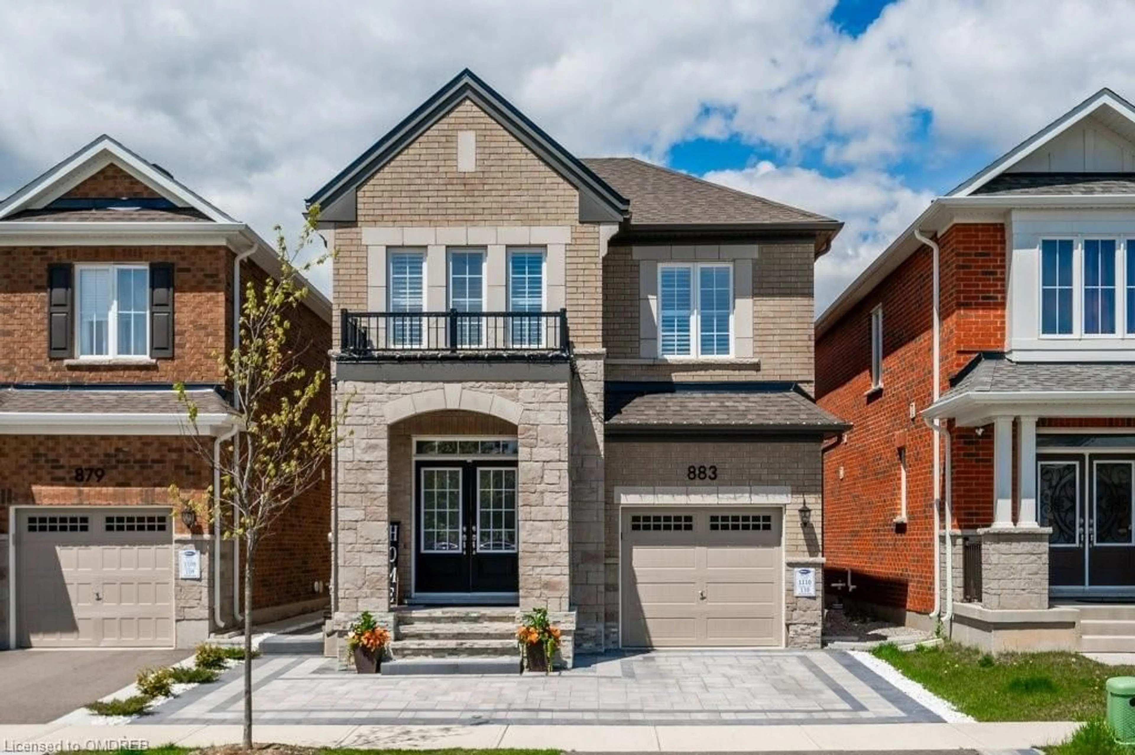 Home with brick exterior material for 883 Hickory Cres Cres, Milton Ontario L9T 7E7