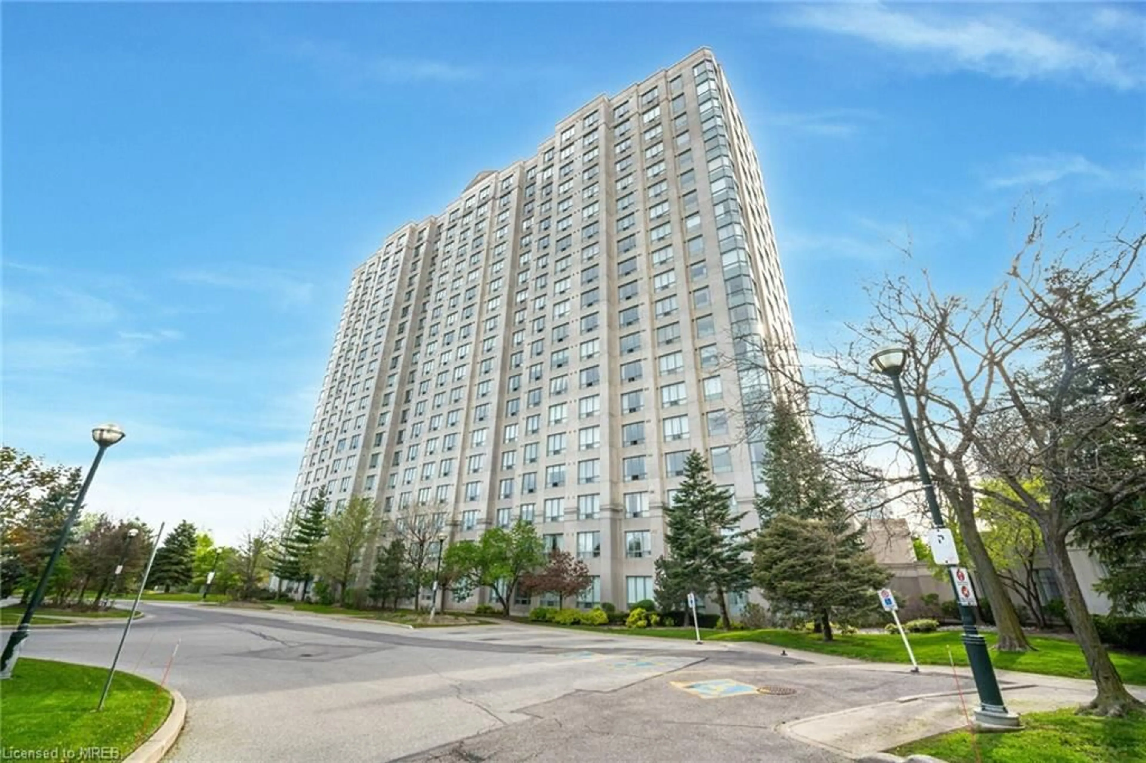 A pic from exterior of the house or condo for 2627 Mccowan Rd #1211, Toronto Ontario M1S 5T1