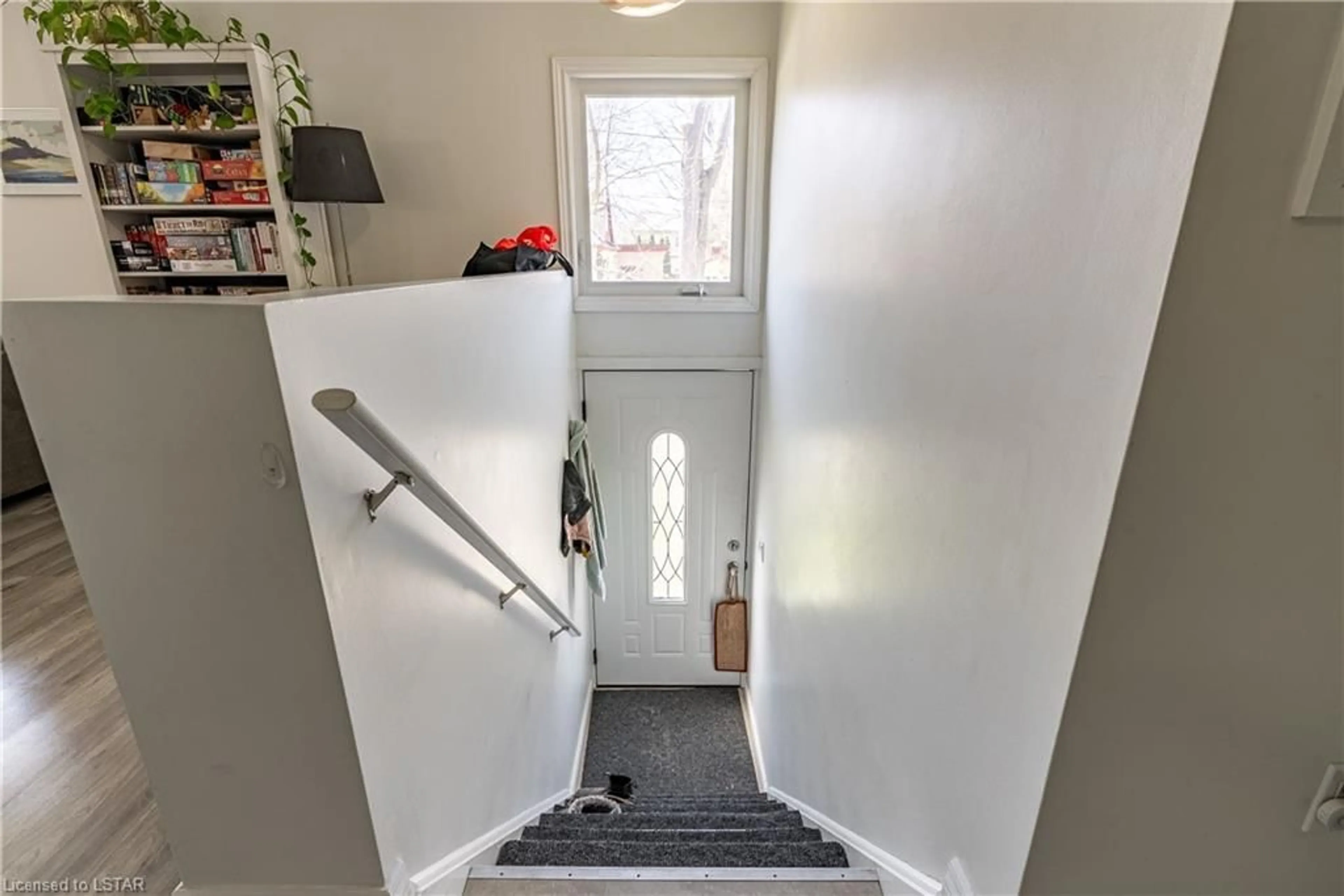 Stairs for 22 Palace St, London Ontario N6B 3A6