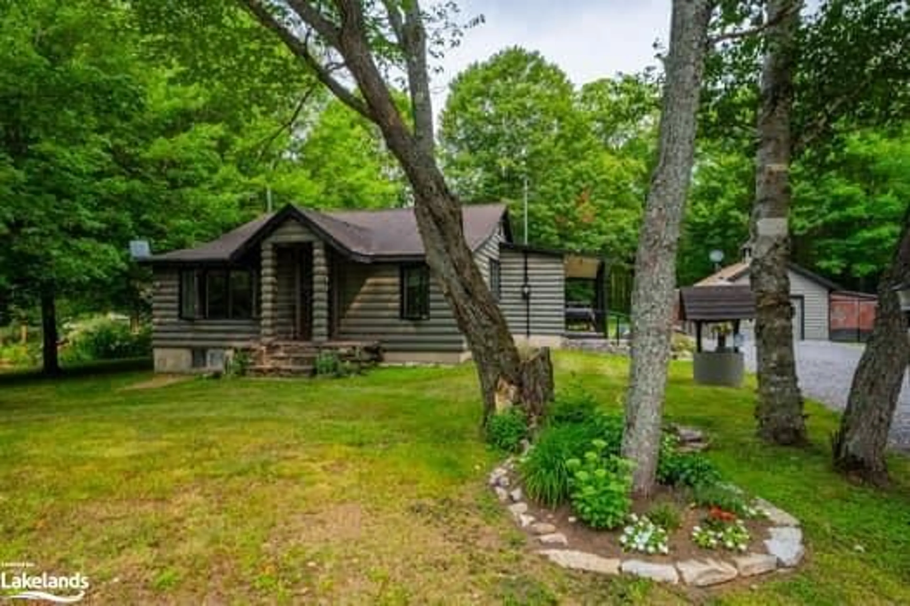 Cottage for 77 Woods Rd, Carling Ontario P0G 1G0
