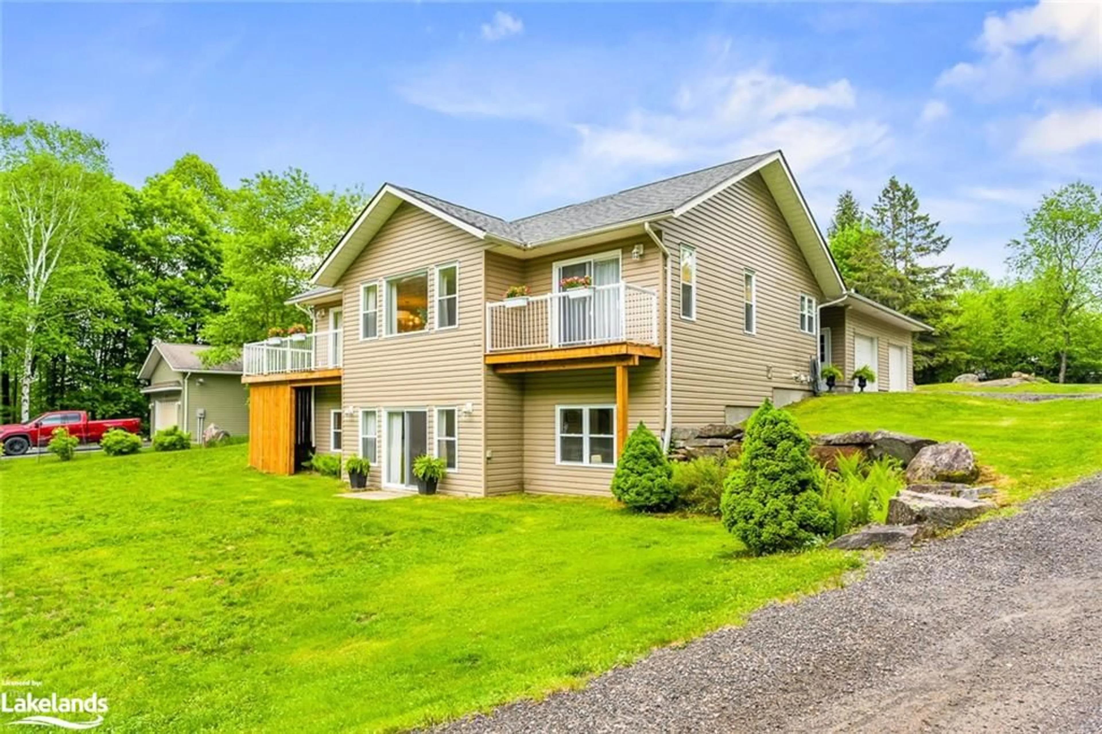 Frontside or backside of a home for 47 Farmcrest Ave, Haliburton Ontario K0M 1S0