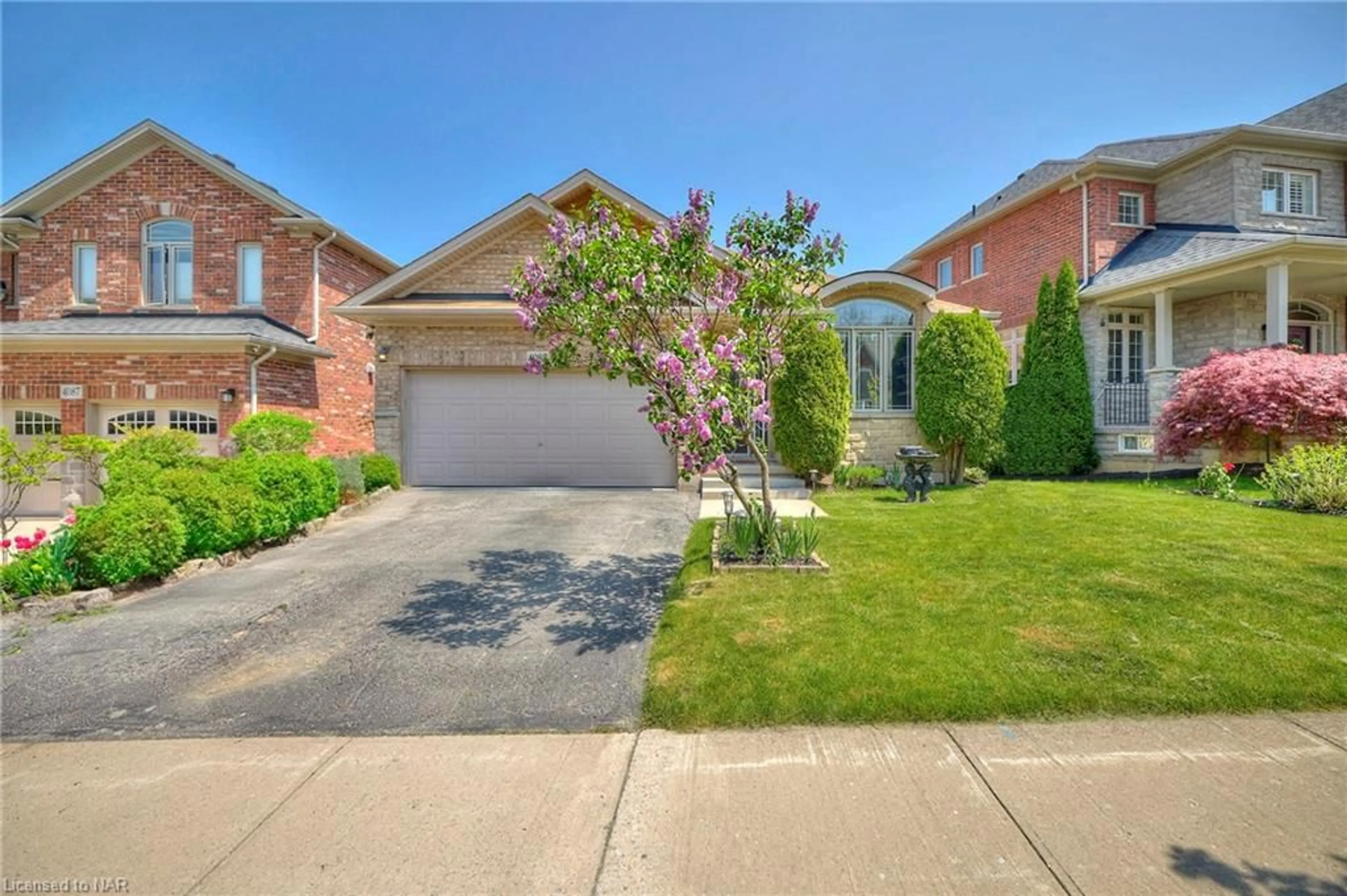 Frontside or backside of a home for 4085 Highland Park Dr, Lincoln Ontario L0R 1B7