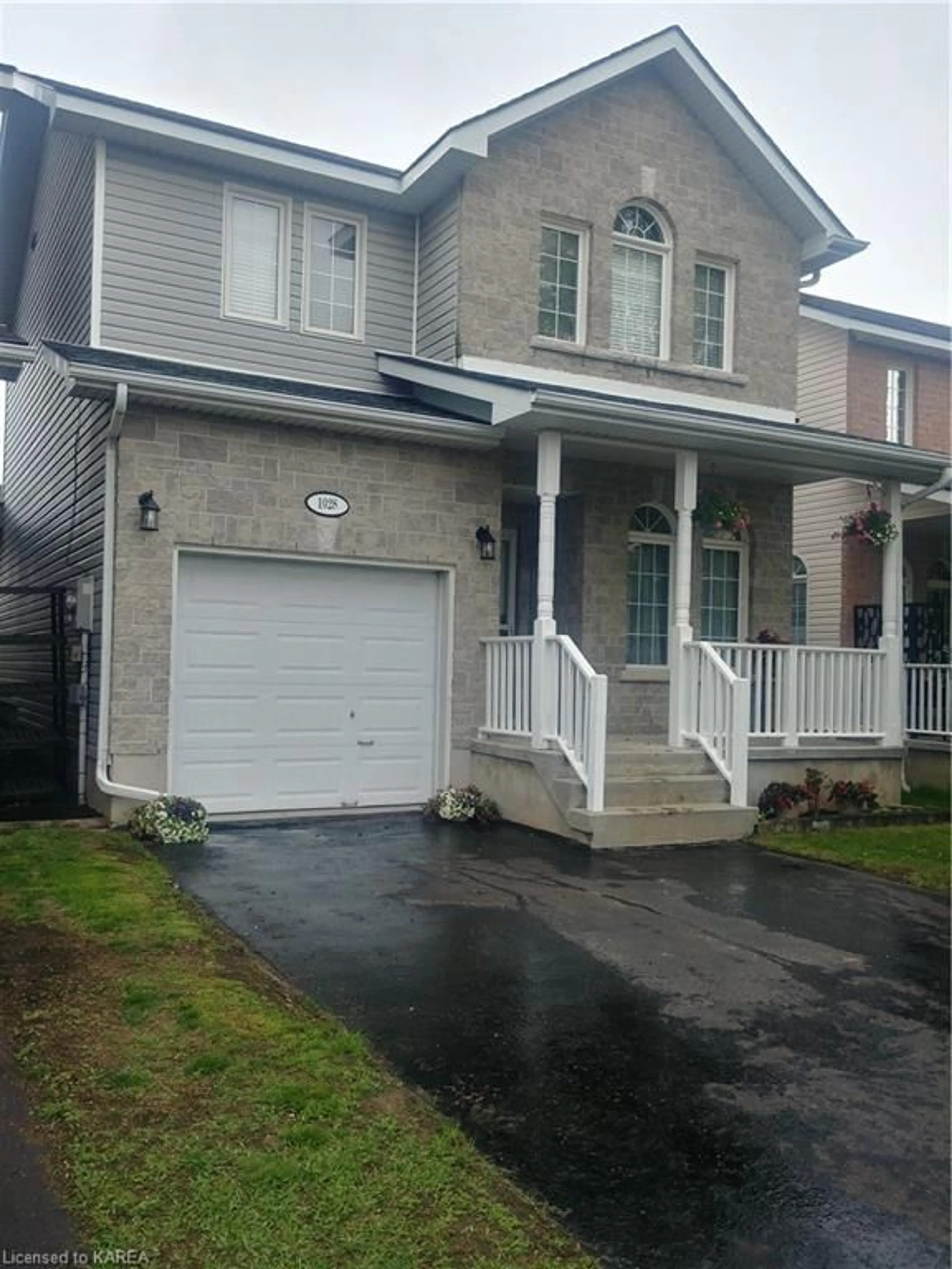Frontside or backside of a home for 1028 Rainbow Cres, Kingston Ontario K7K 7J4