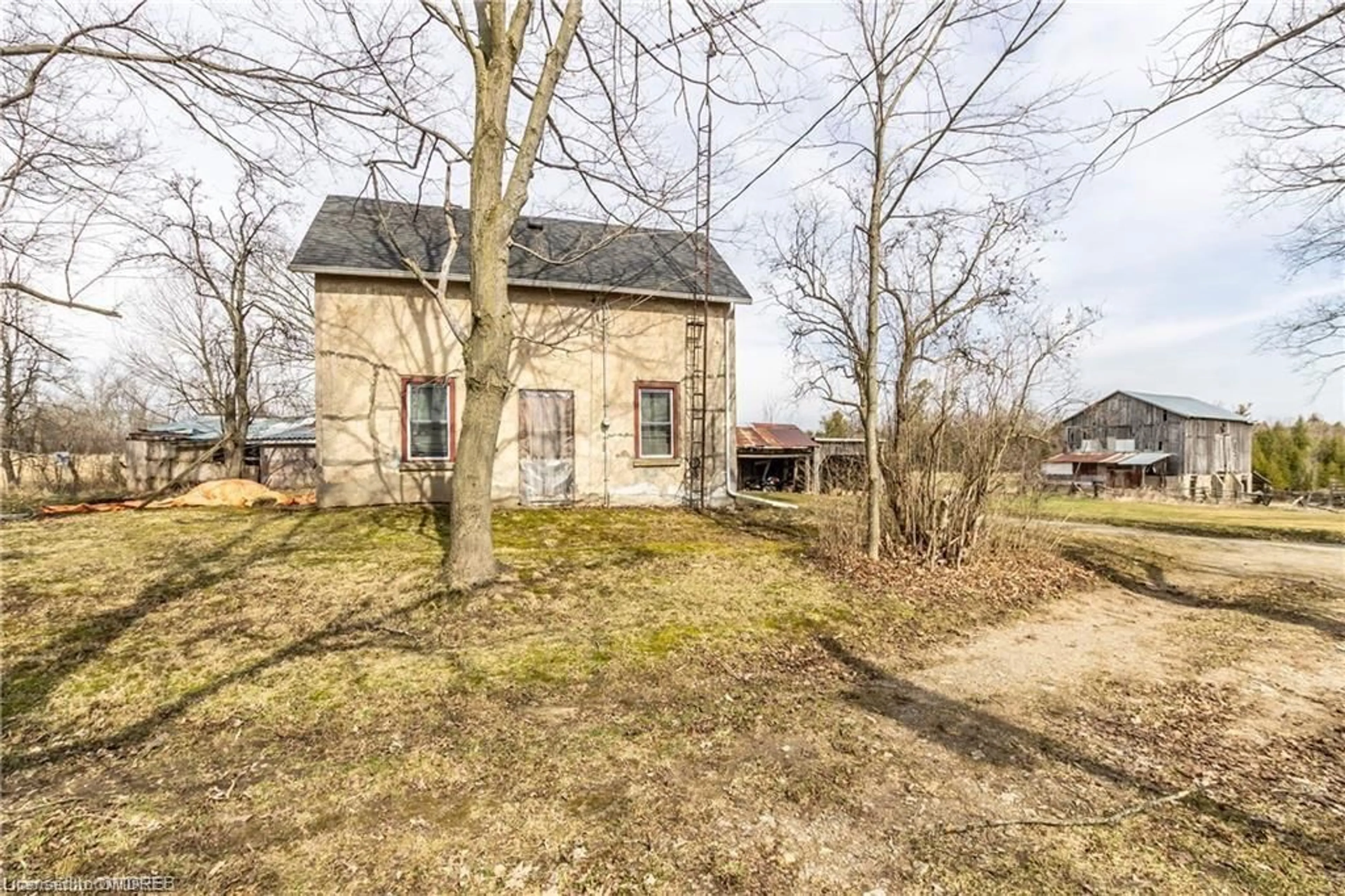 Cottage for 11678 Regional Road 25 Rd, Halton Hills Ontario L7J 2M1