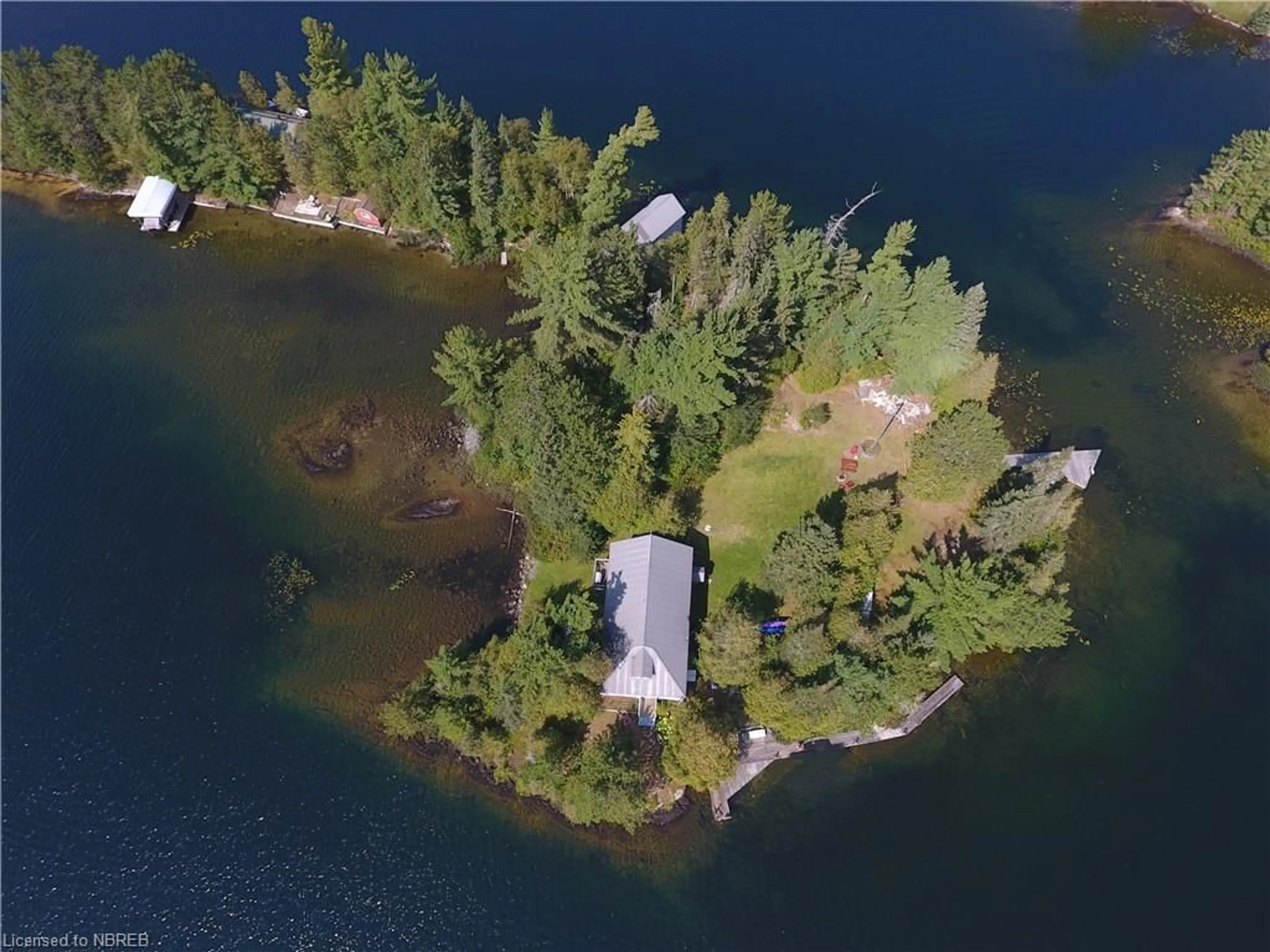 Cottage for 40 Island T38, Temagami Ontario P0H 2H0
