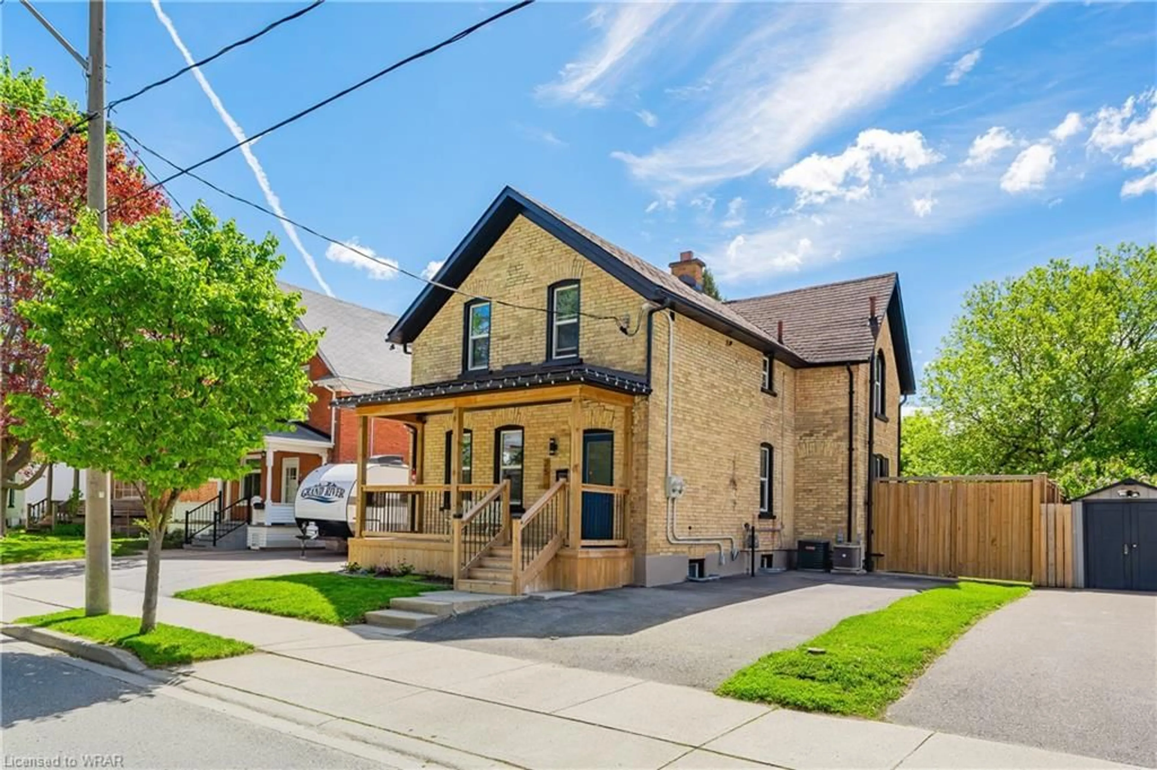 Frontside or backside of a home for 25 Brubacher St, Kitchener Ontario N2H 2V8