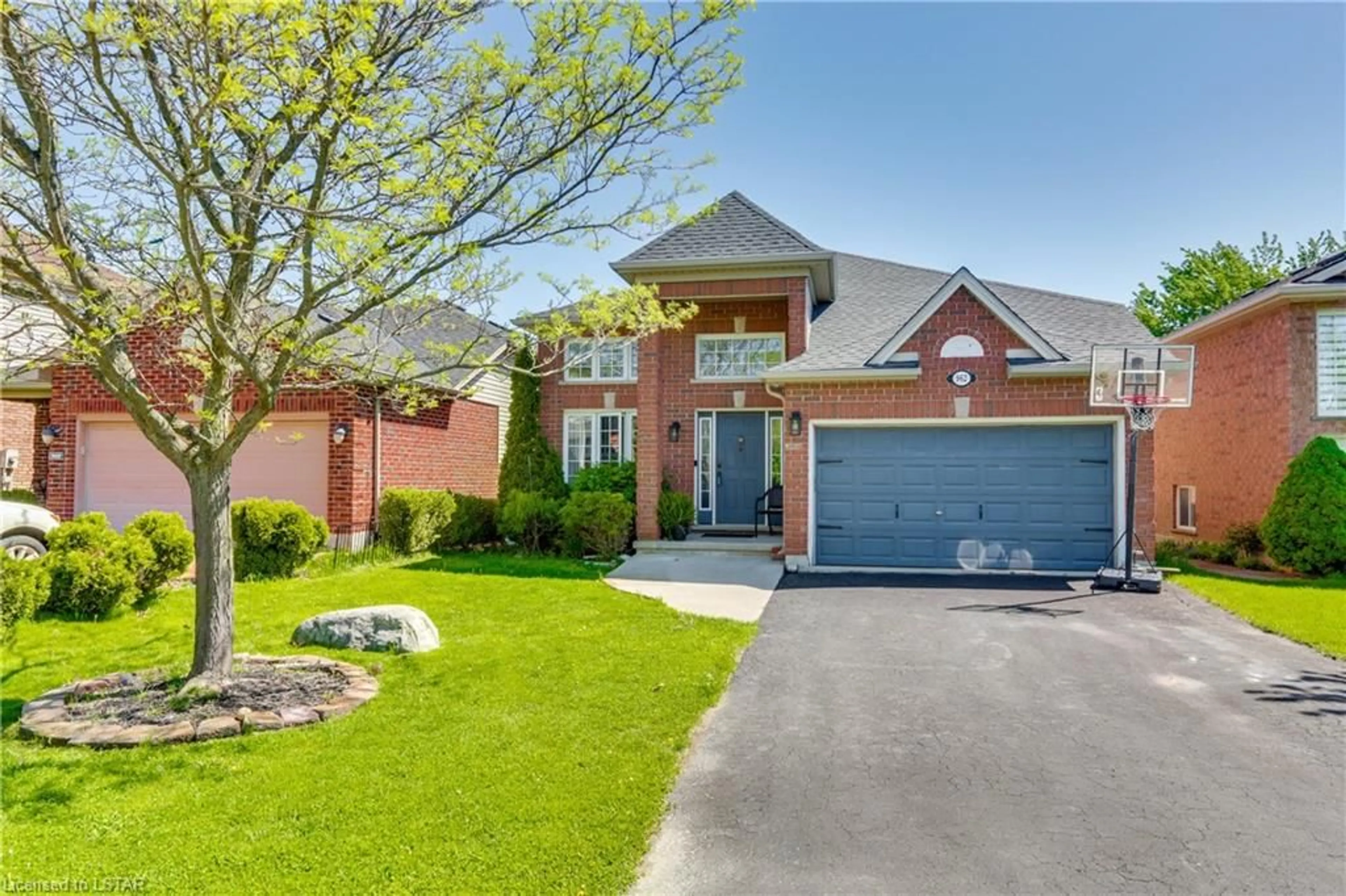 Home with brick exterior material for 962 Queensborough Crt, London Ontario N6G 5K1