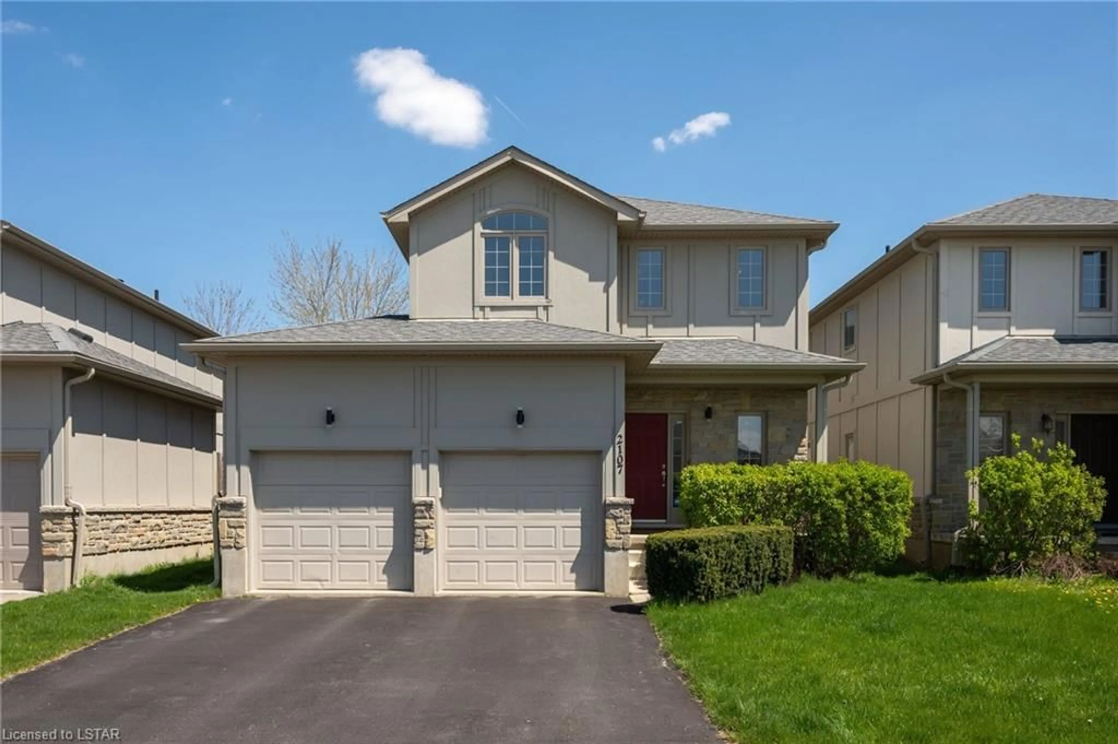 Frontside or backside of a home for 2107 Beaverbrook Ave, London Ontario N6H 0A9
