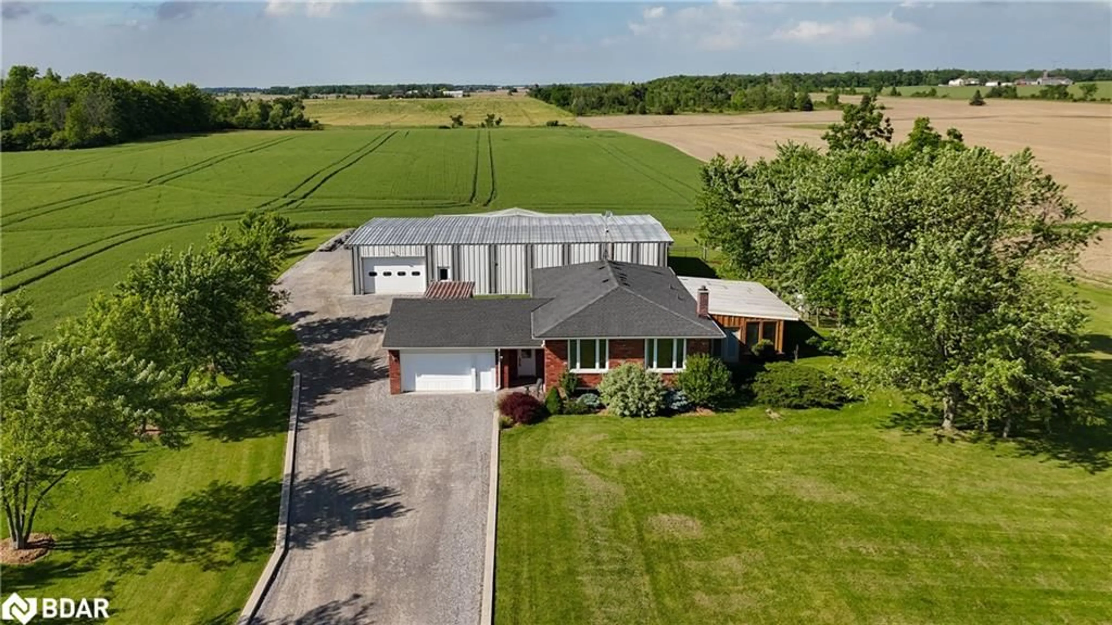 Frontside or backside of a home for 386 Bell Rd, Binbrook Ontario L0R 1C0