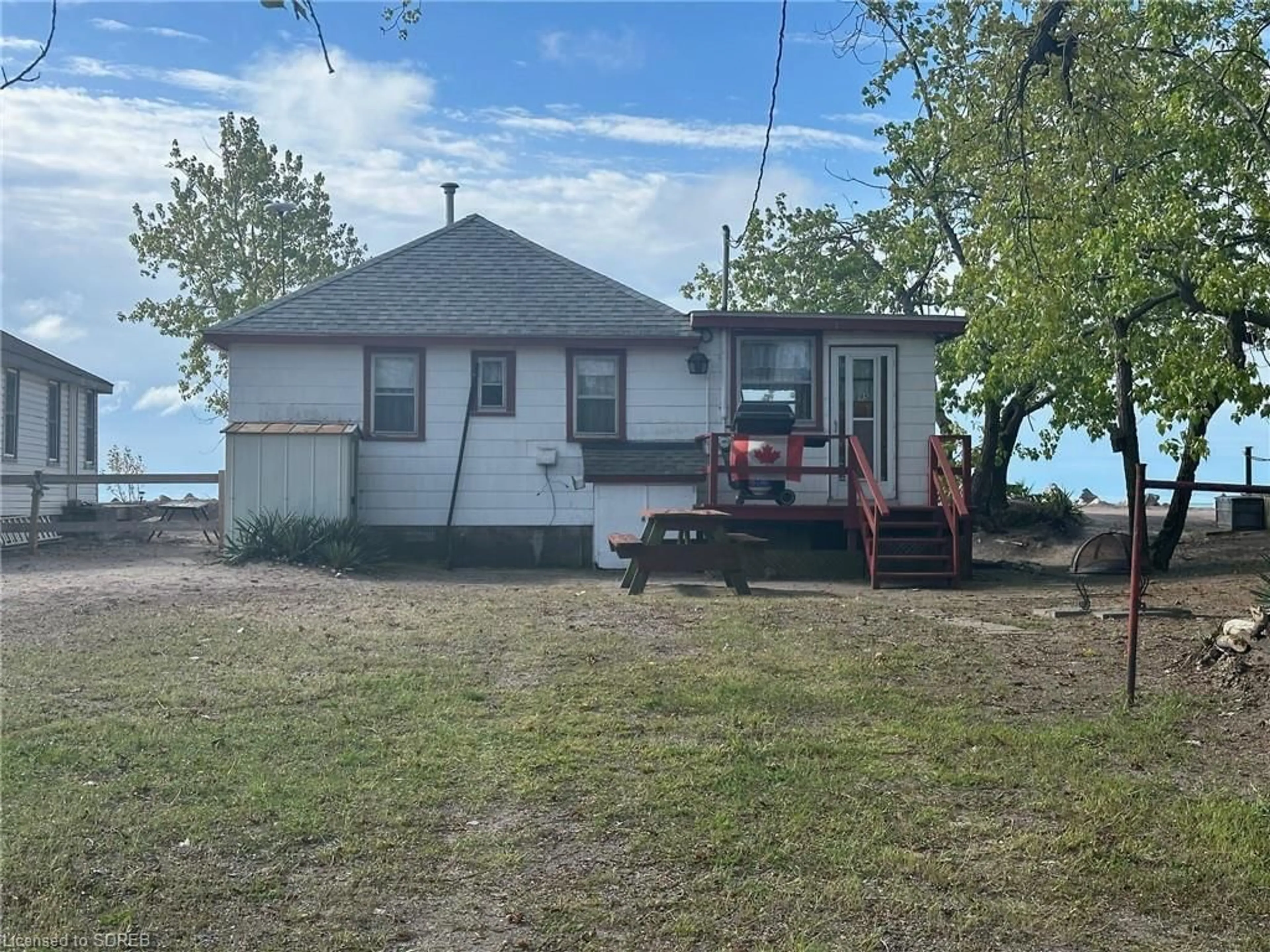 Cottage for 95 Erie Blvd, Long Point Ontario N0E 1M0