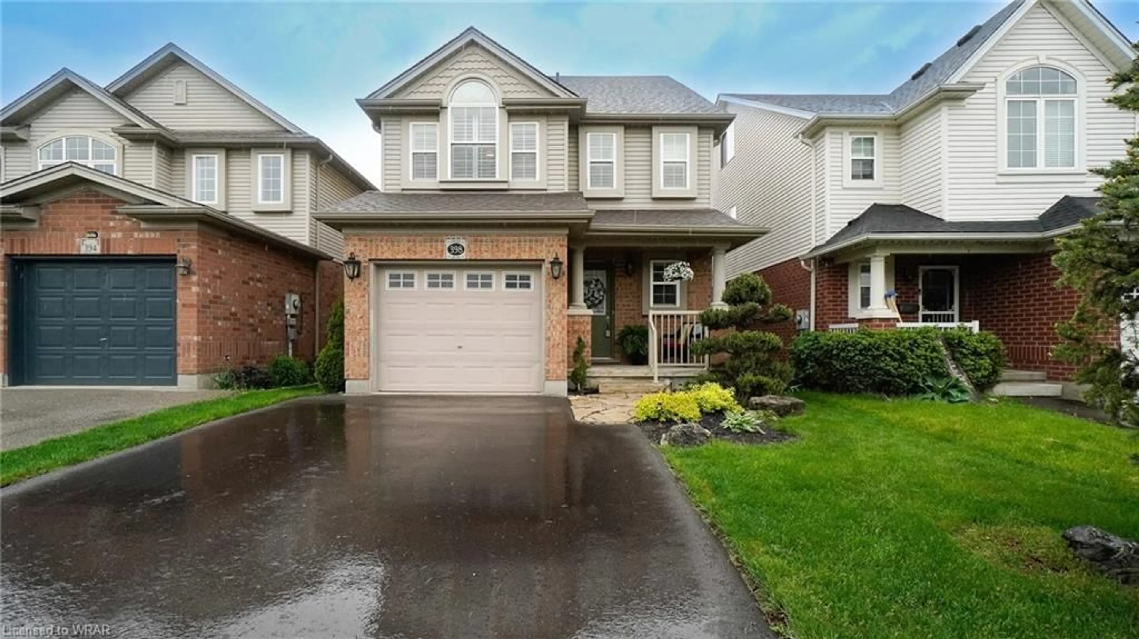 Frontside or backside of a home for 398 Sienna Cres, Kitchener Ontario N2R 1T8