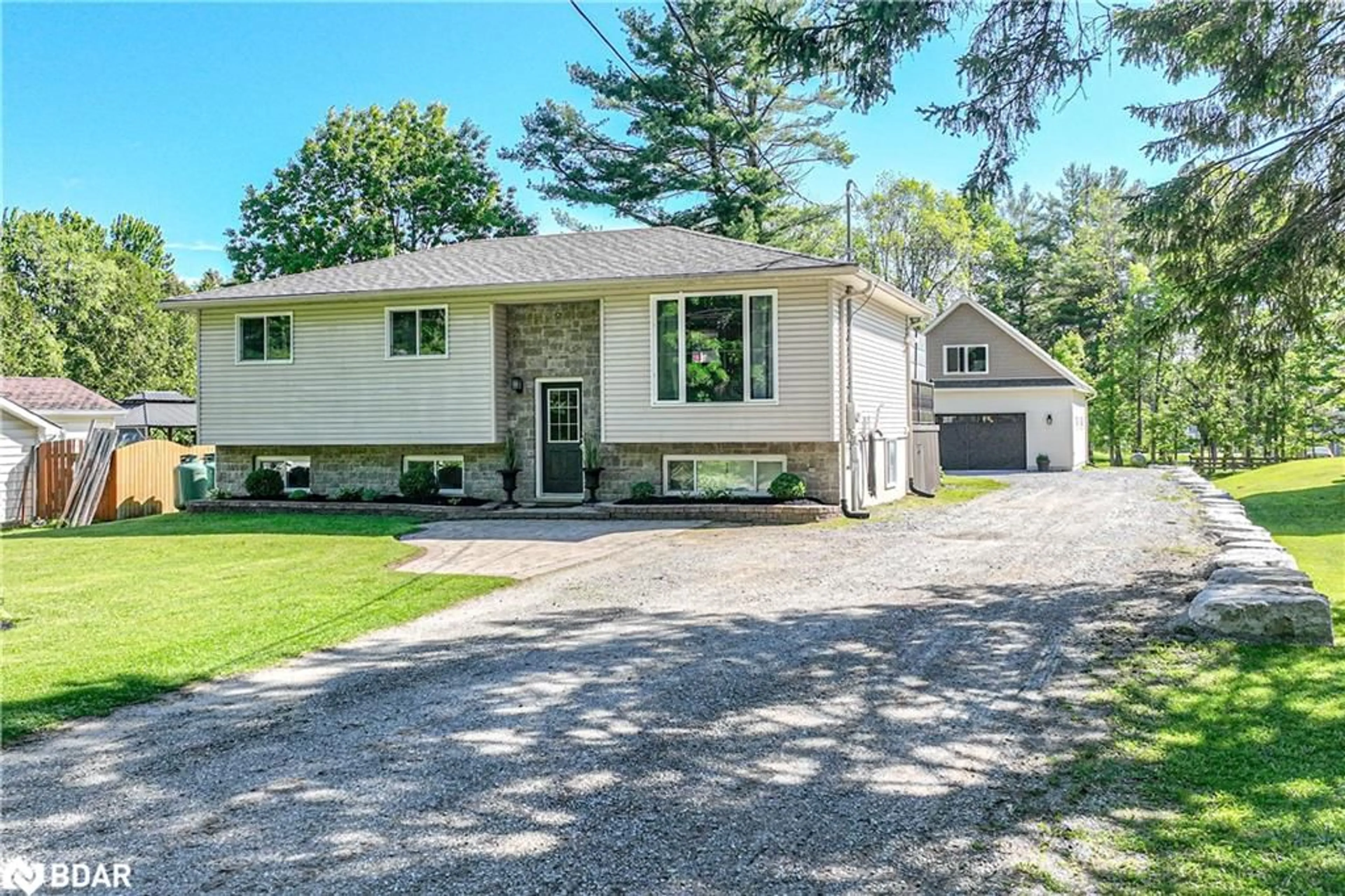 Frontside or backside of a home for 3015 South Sparrow Lake Rd, Washago Ontario L0K 2B0