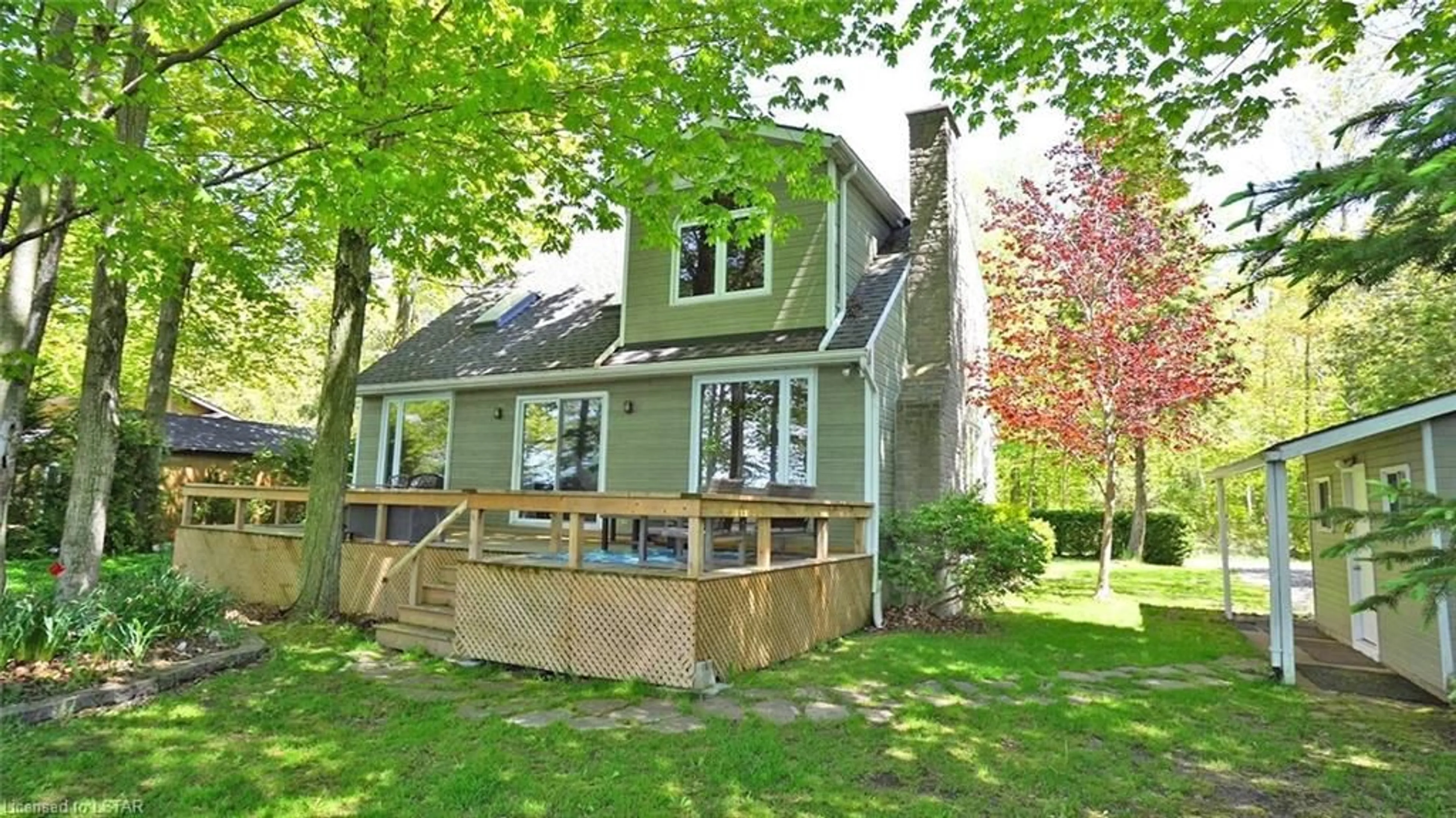Cottage for 75059 Elmslie Dr, Bayfield Ontario N0M 1G0
