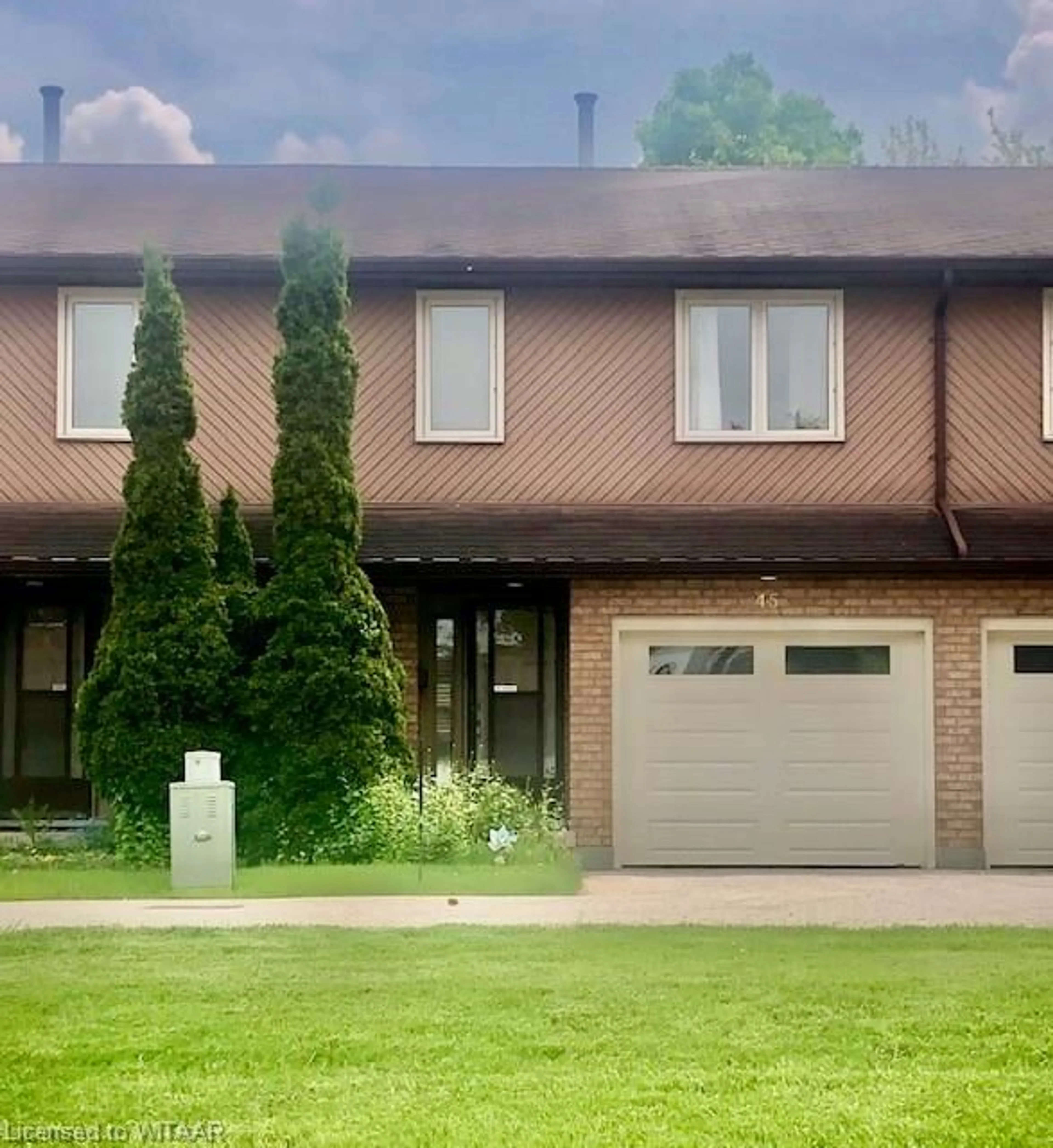Frontside or backside of a home for 45 Hiawatha Rd, Woodstock Ontario N4T 1H8