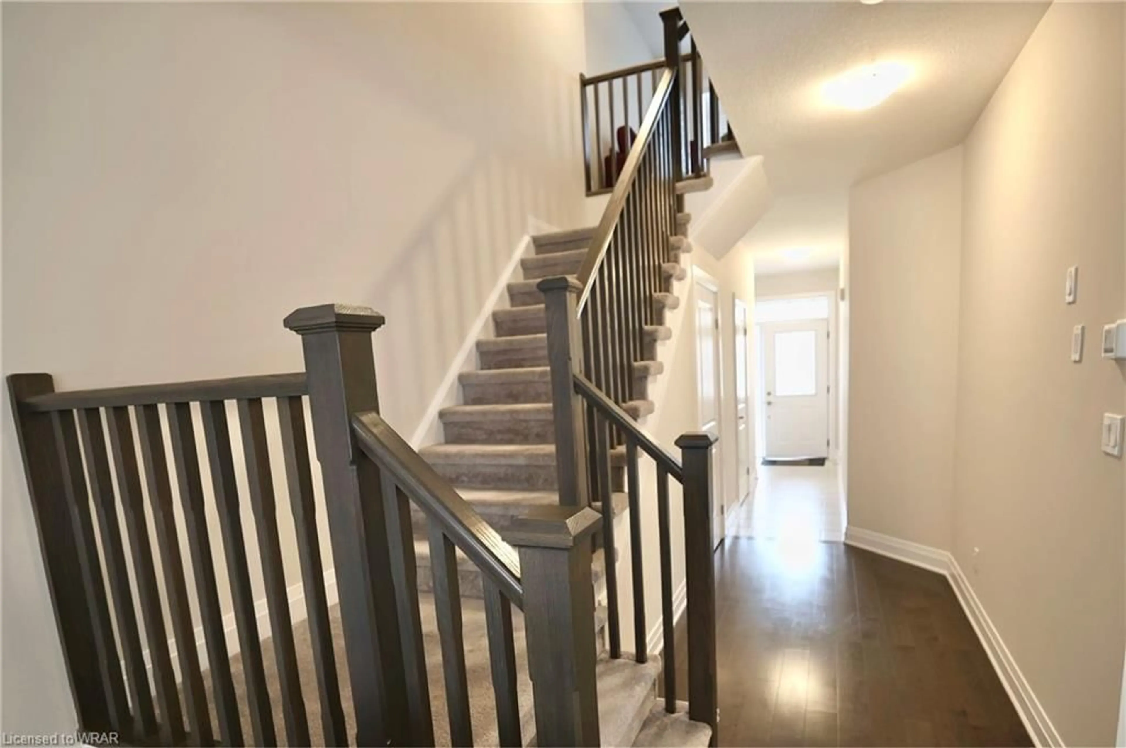 Stairs for 621 Wild Rye St, Waterloo Ontario N2V 0E3
