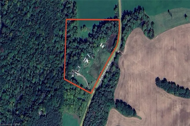 8476 Richmond Rd, Aylmer 2