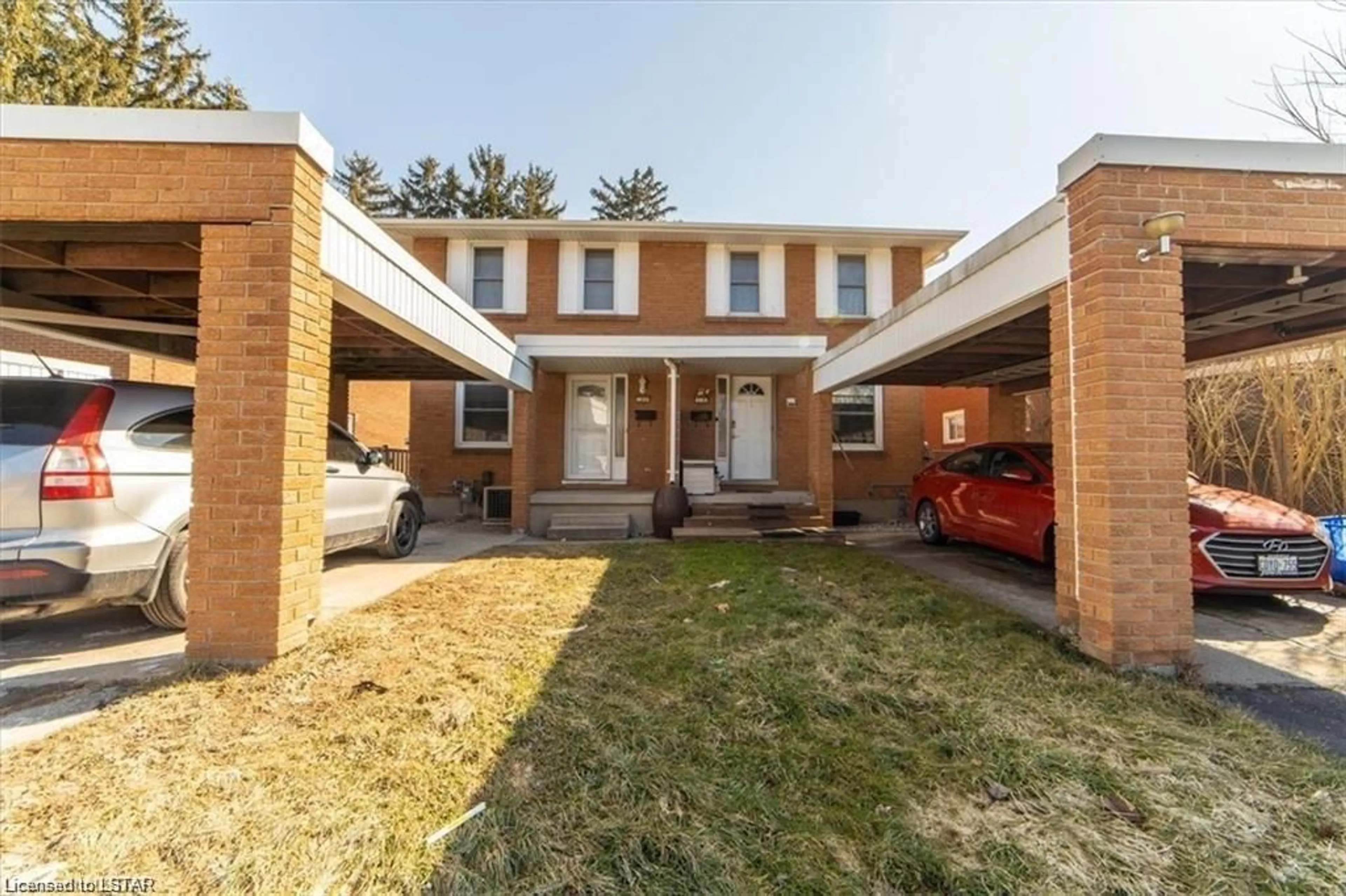 Home with brick exterior material for 108 Marlborough Ave, London Ontario N5Z 3S6