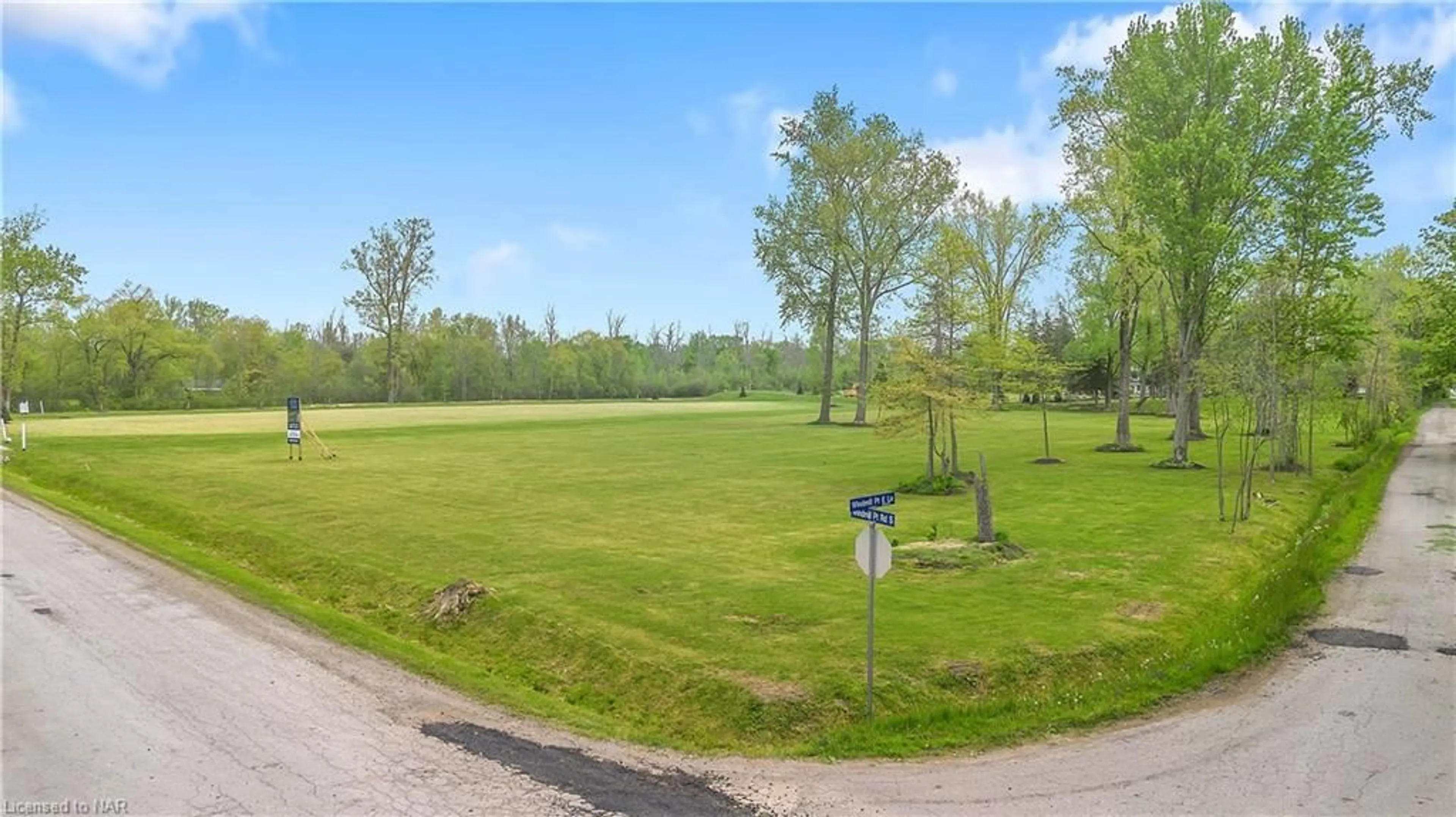 Fenced yard for 214 Windmill Point Rd #PART 2, Ridgeway Ontario L0S 1N0