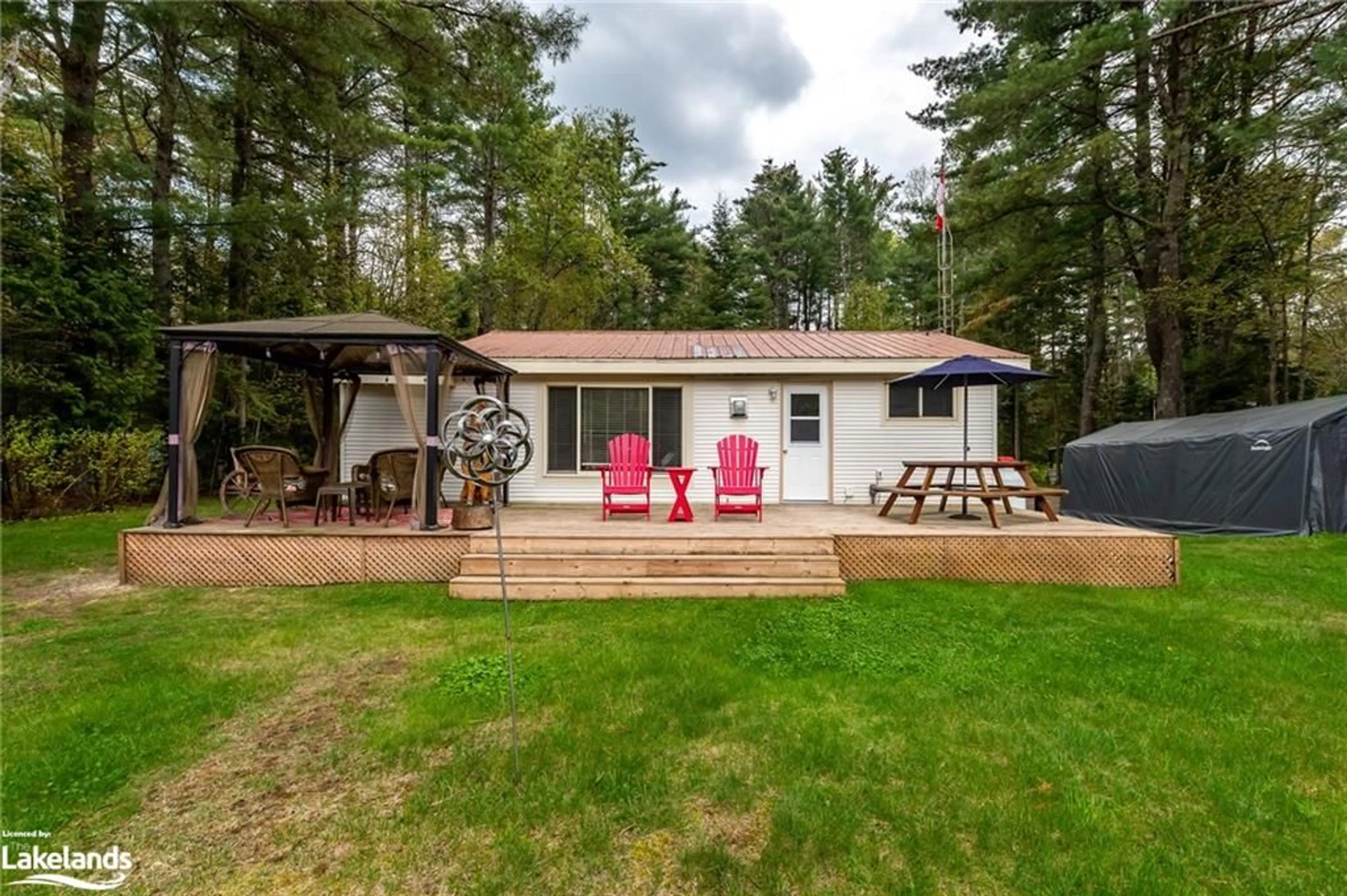 Cottage for 553 Balsam Chutes Rd, Port Sydney Ontario P0B 1L0