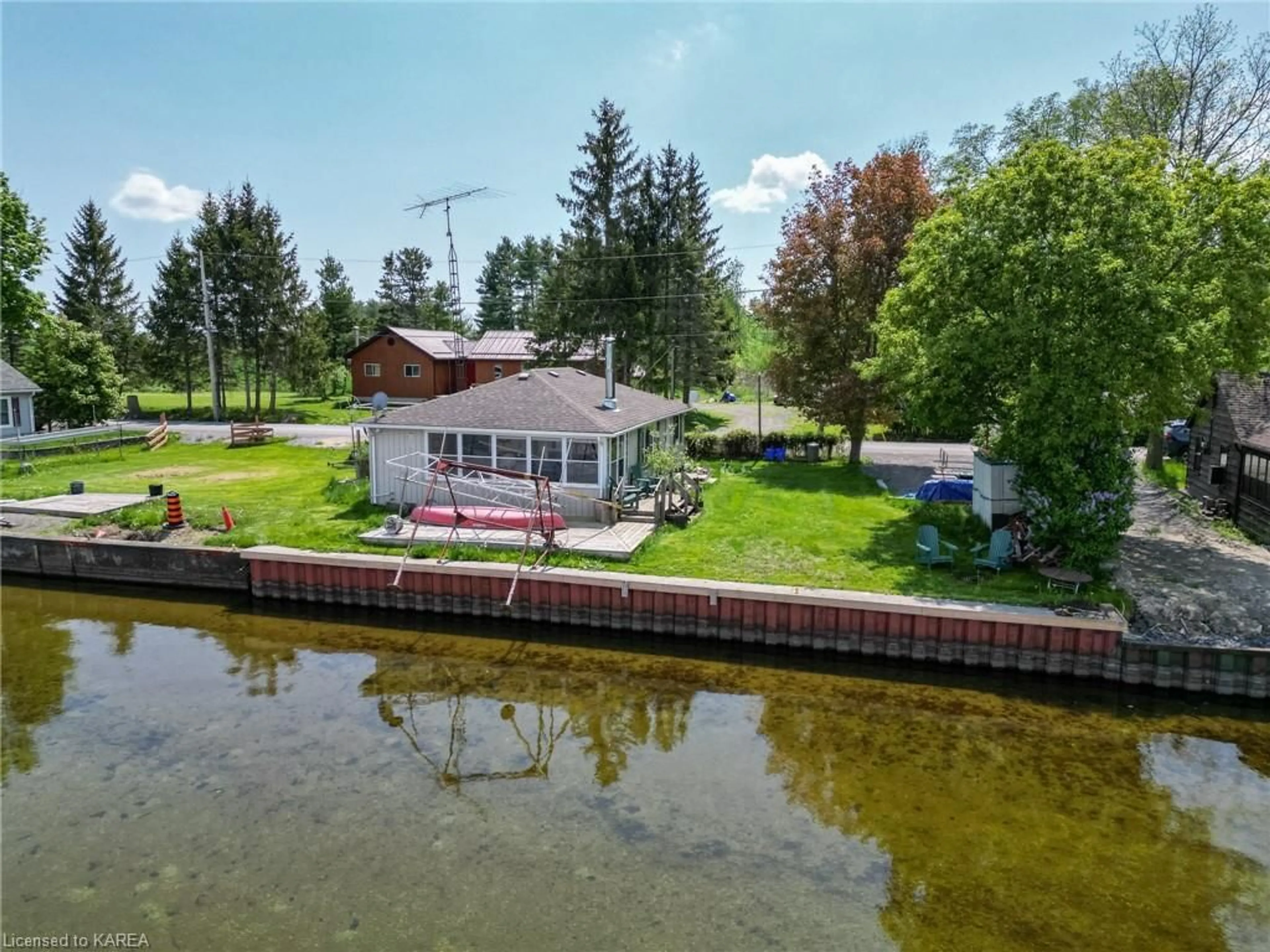 Cottage for 913 Third Concession Rd, Greater Napanee Ontario K7R 3K7