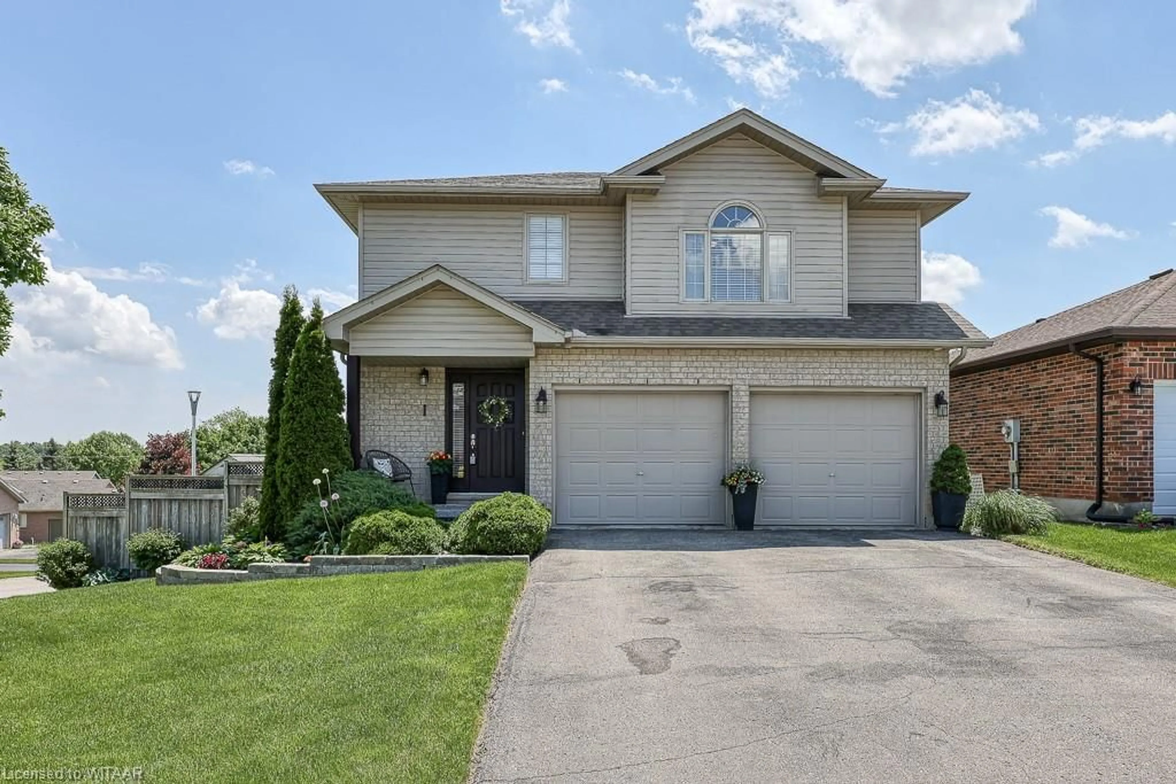 Frontside or backside of a home for 1 Riverview Rd, Ingersoll Ontario N5C 4B5