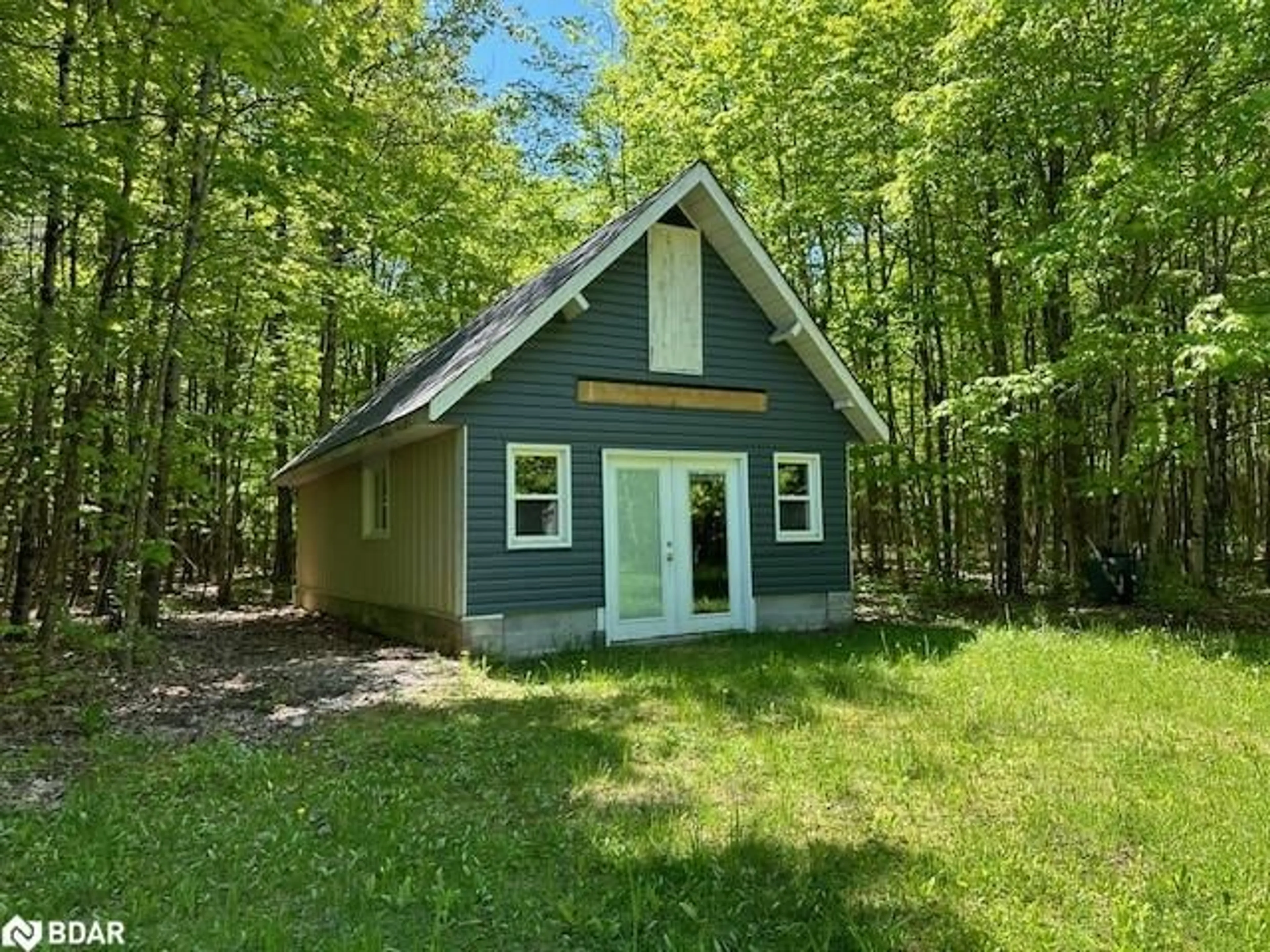 Fenced yard for 0 Bessie Ave, Bobcaygeon Ontario K0M 1A0