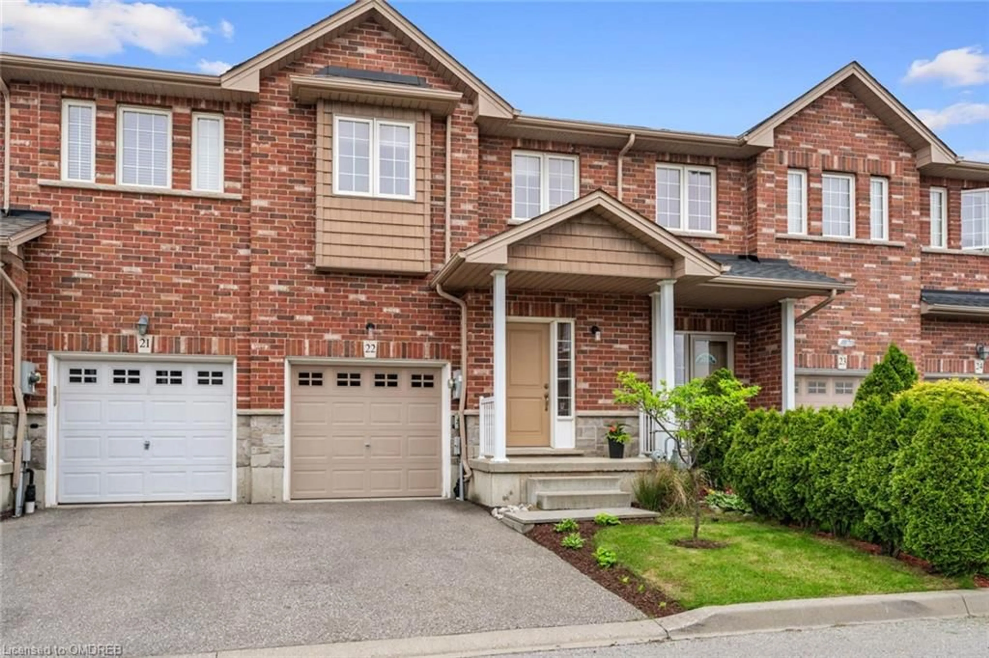 Home with brick exterior material for 45 Seabreeze Cres #22, Stoney Creek Ontario L8E 0G1
