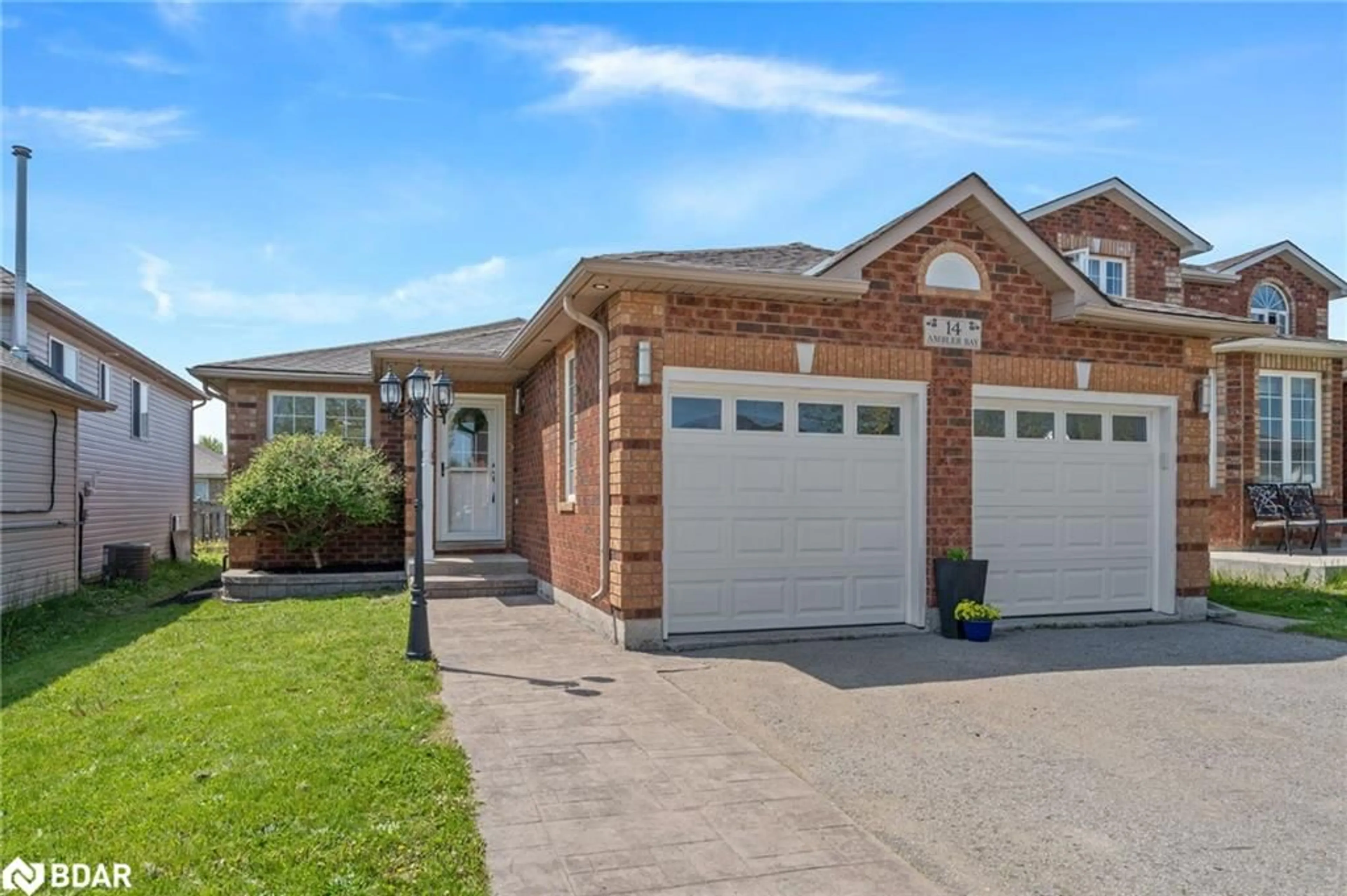 Frontside or backside of a home for 14 Ambler Bay, Barrie Ontario L4M 7A4