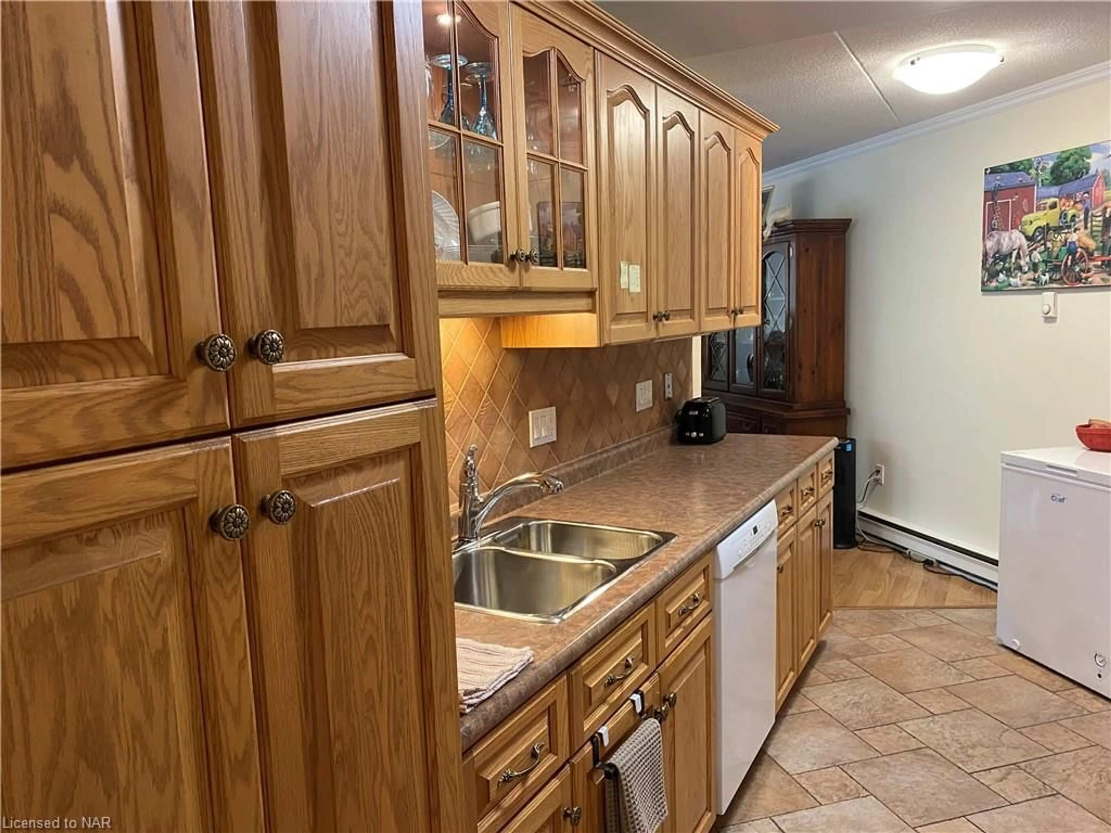 Standard kitchen for 200 Hwy 20 Rd #503B, Fonthill Ontario L0S 1M0