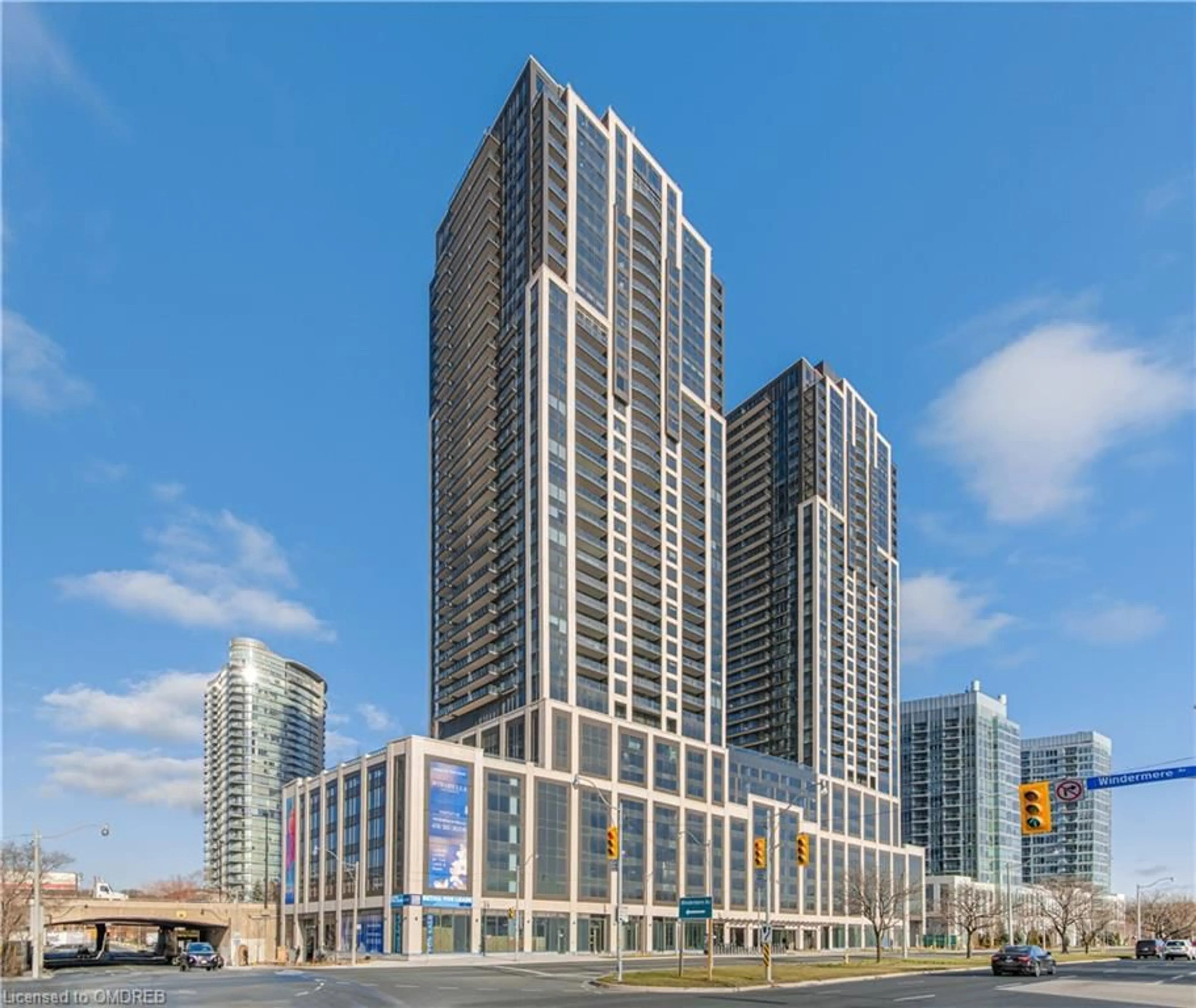 A pic from exterior of the house or condo for 1926 Lake Shore Blvd #3709E, Toronto Ontario M6S 1A1