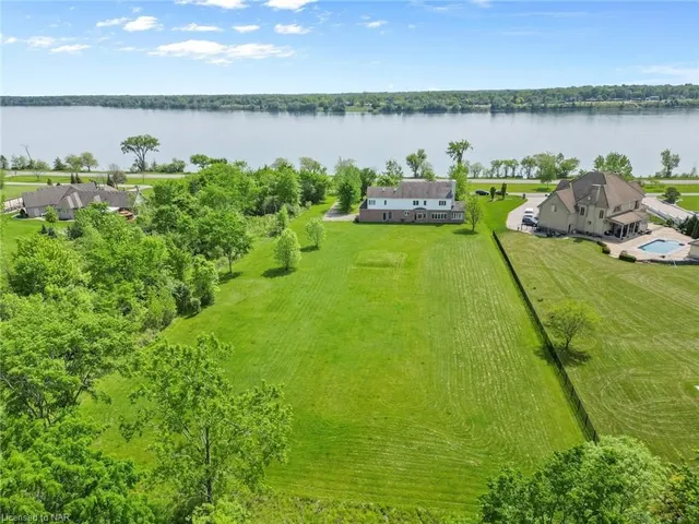 11257 Niagara Pky, Niagara Falls 5