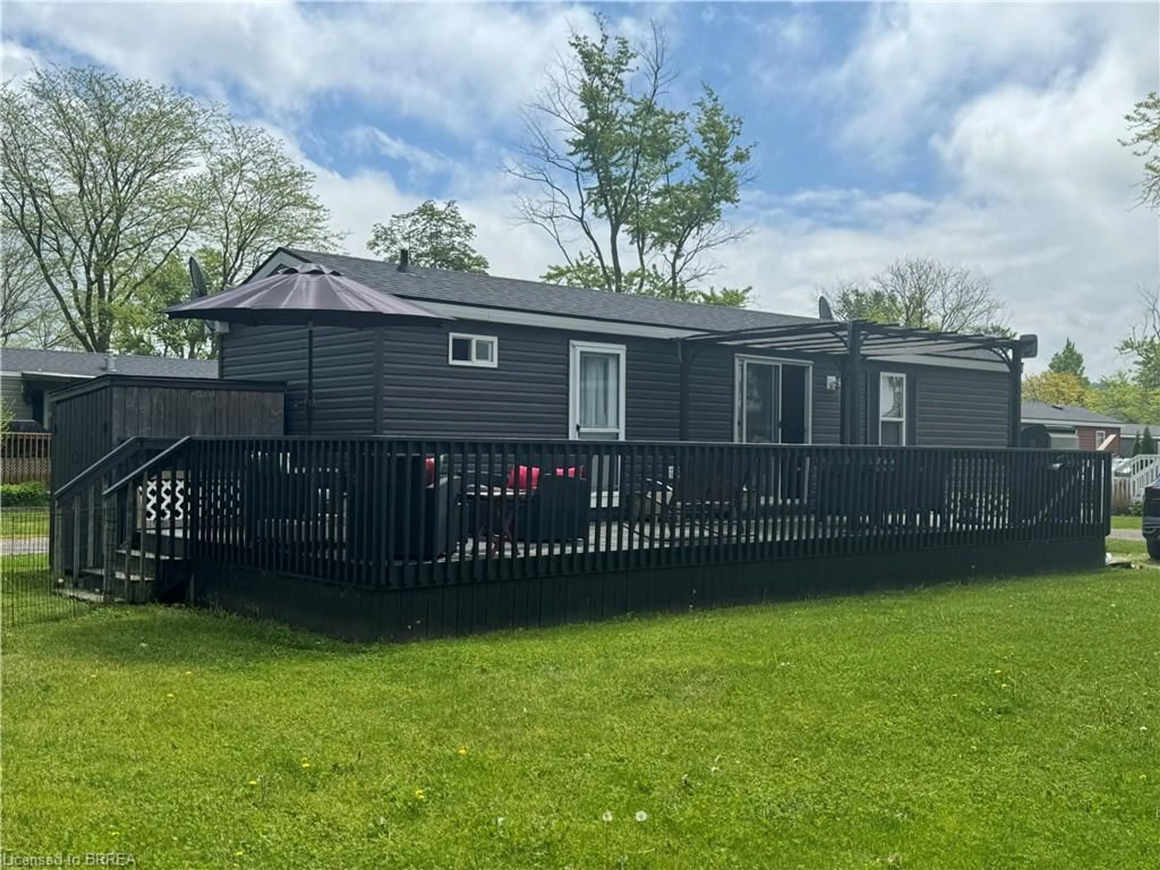 Cottage for 1501 Line 8 Rd #350, Niagara-on-the-Lake Ontario L0S 1L0