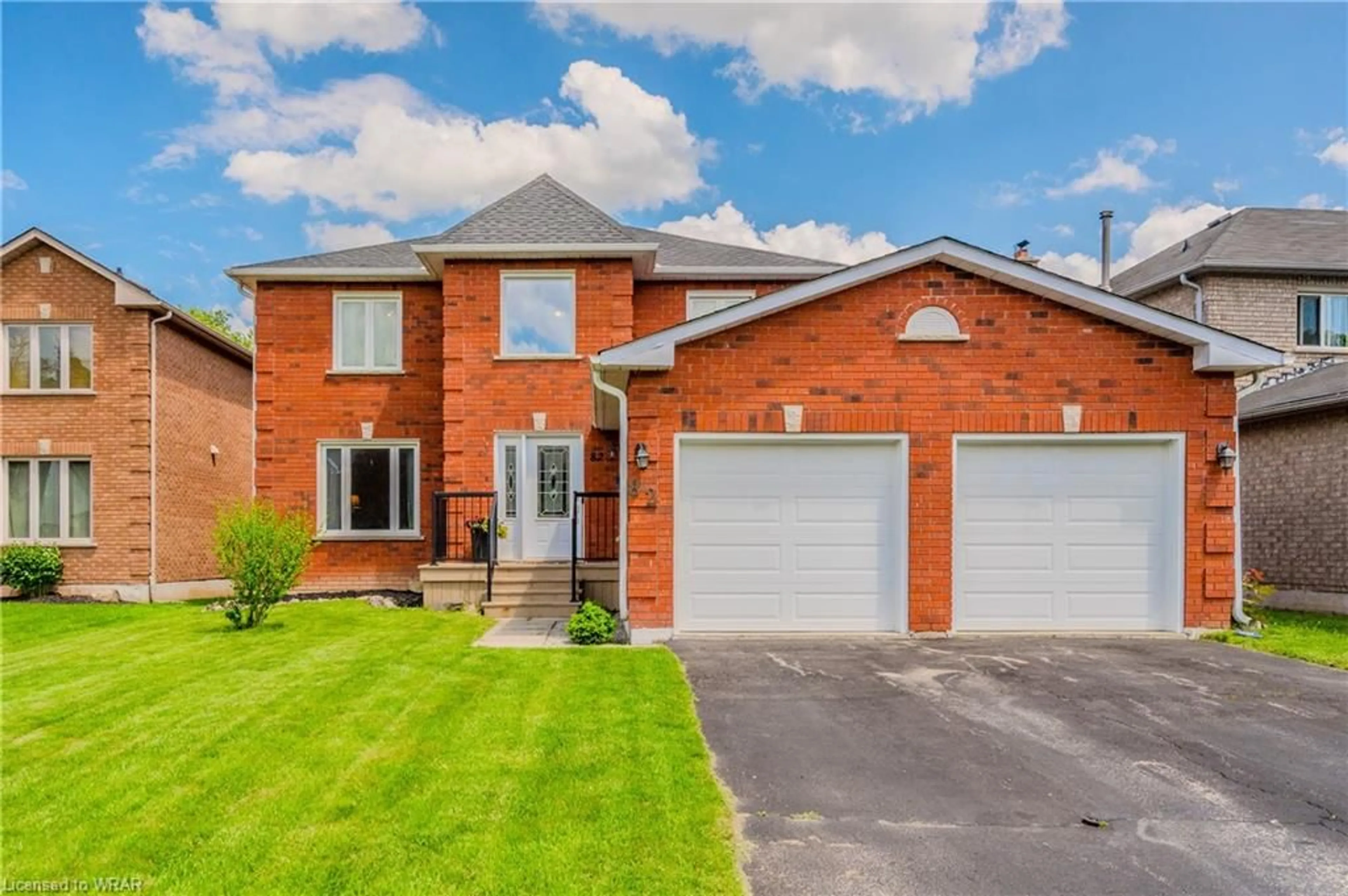 Home with brick exterior material for 82 Lisbon Pines Dr, Cambridge Ontario N1R 8A1