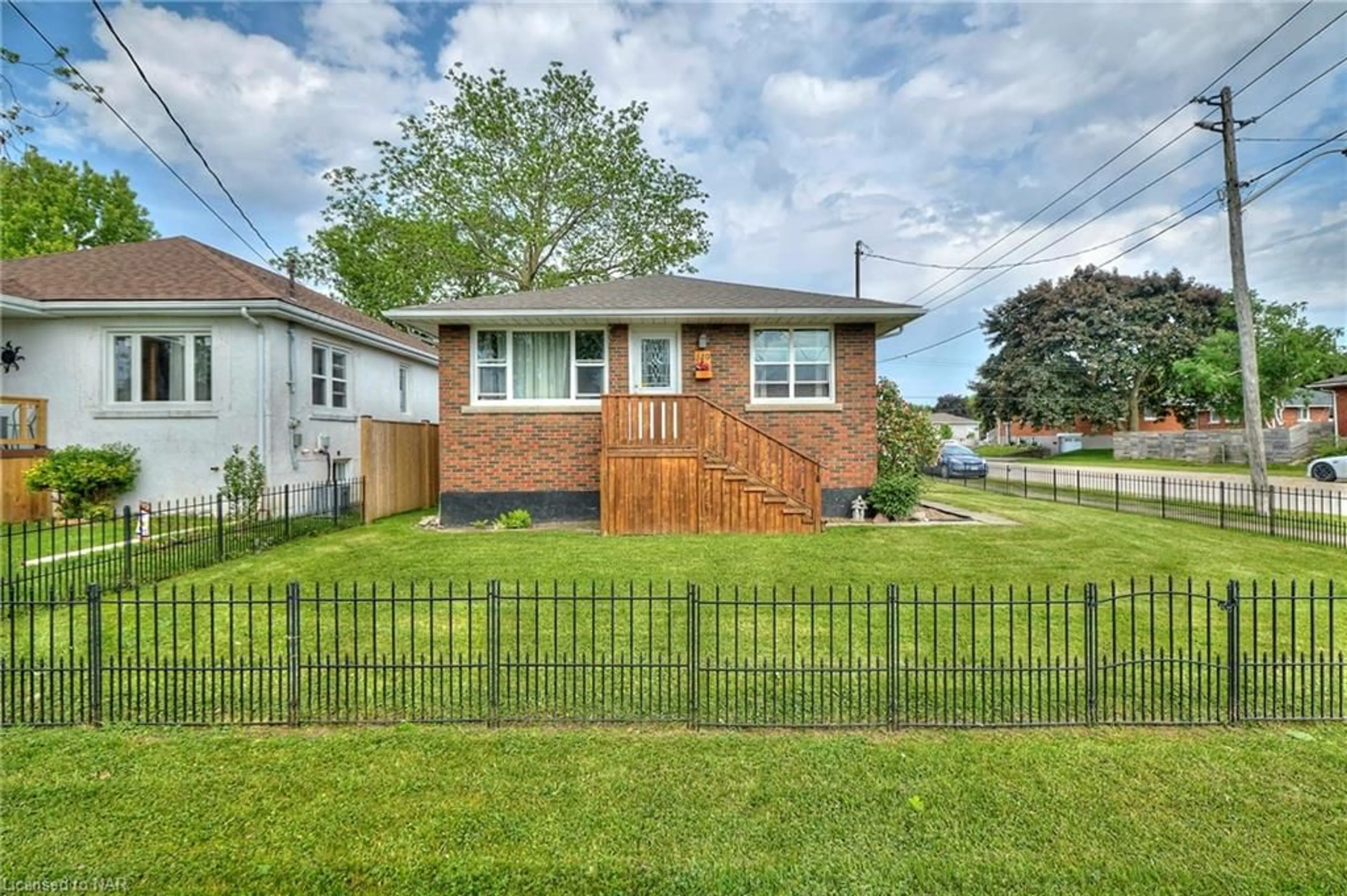 Frontside or backside of a home for 149 Rosemount Ave, Port Colborne Ontario L3K 5R2