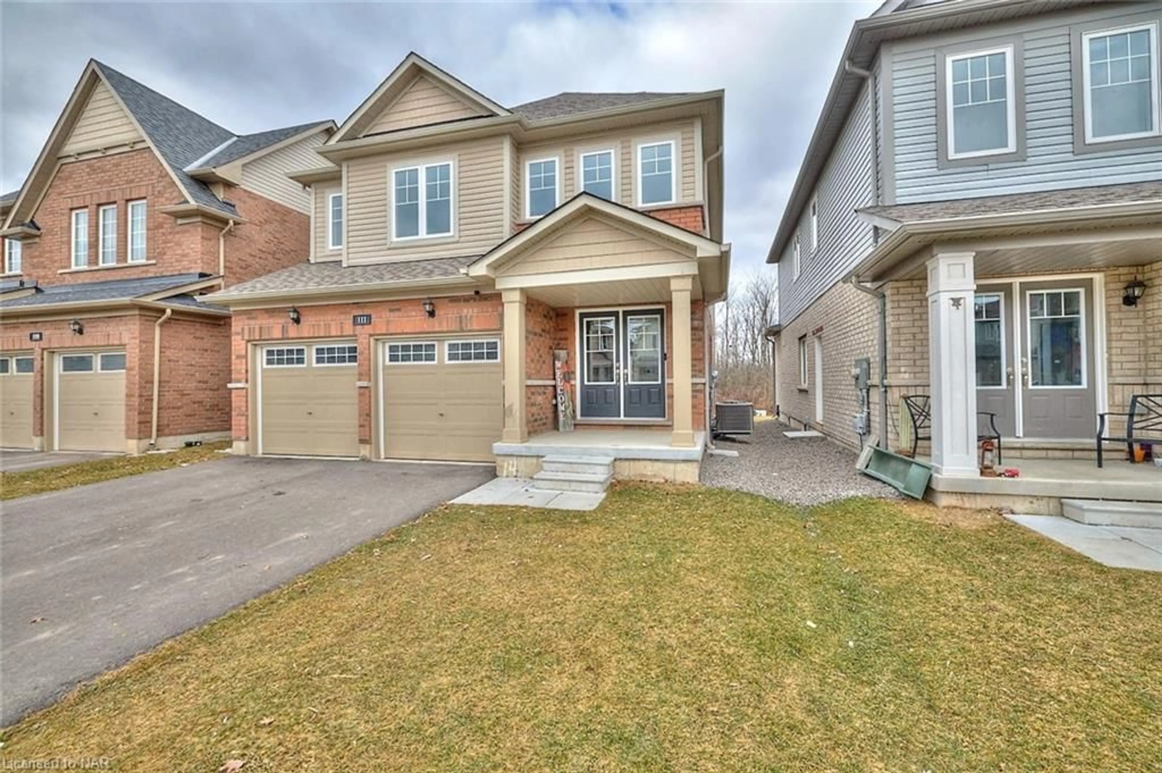 Frontside or backside of a home for 111 Tumblewood Place Pl, Welland Ontario L3B 0J3