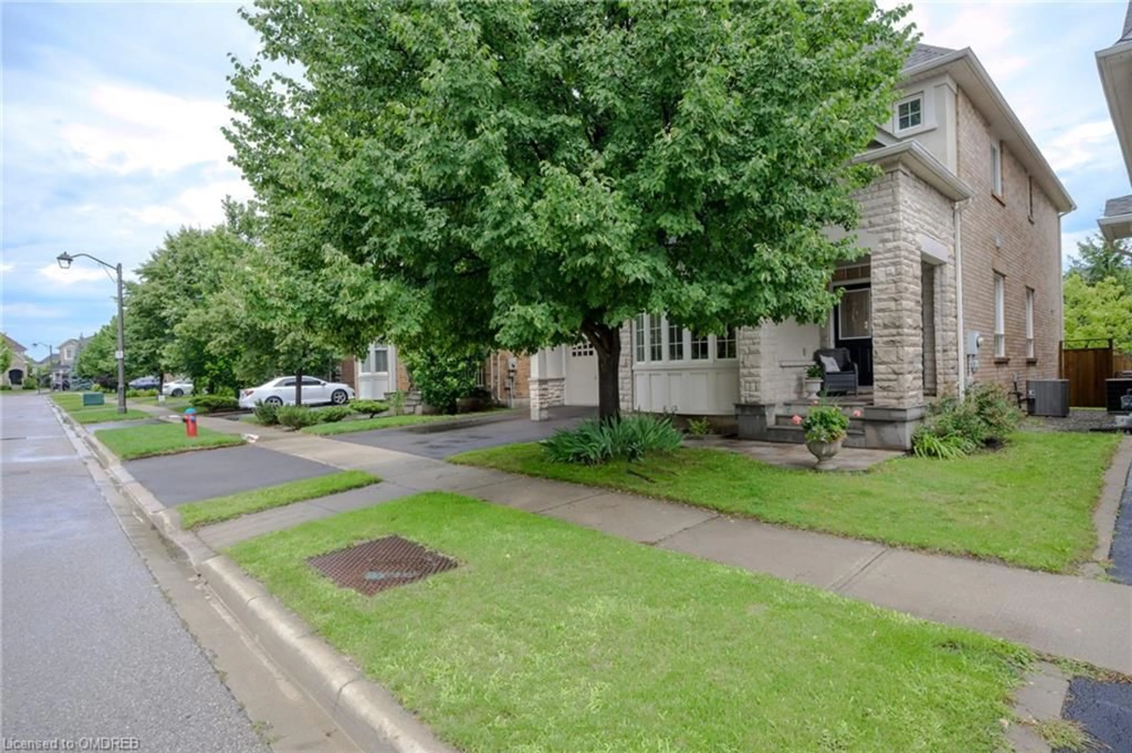 Street view for 2343 Calloway Dr, Oakville Ontario L6M 0B9