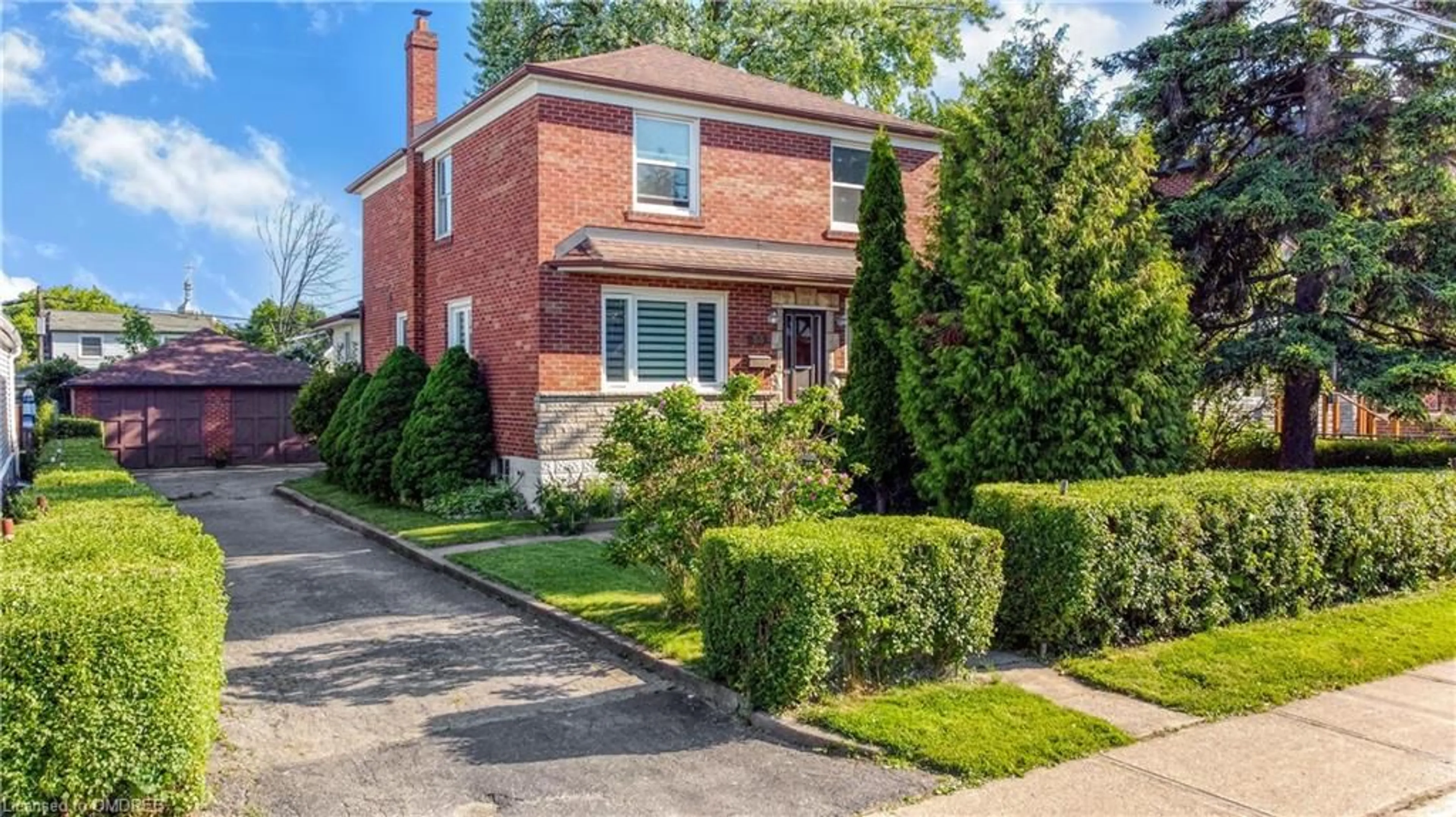 Home with brick exterior material for 35 Elder Ave, Etobicoke Ontario M8W 1S3