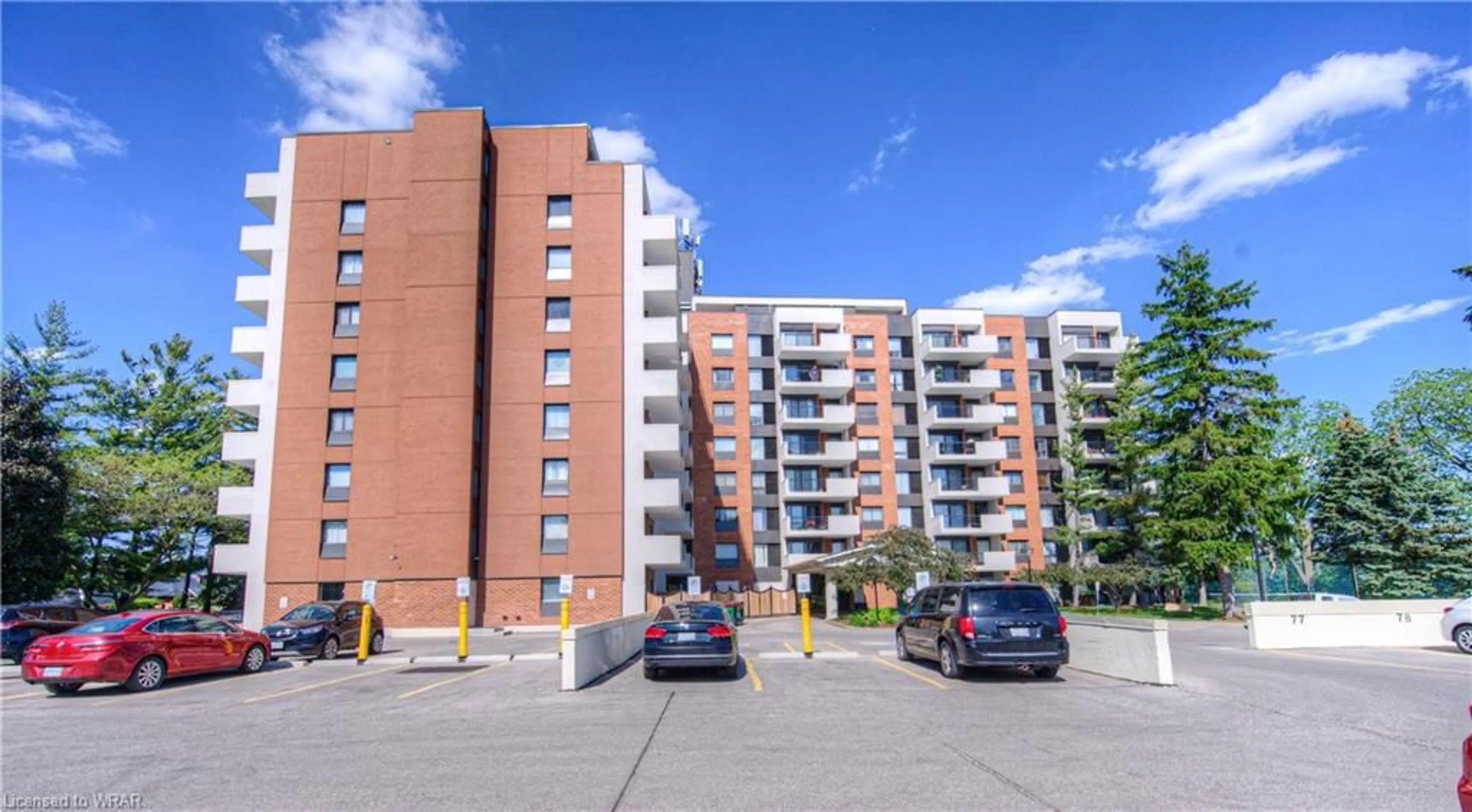 A pic from exterior of the house or condo for 260 Sheldon Ave #102, Kitchener Ontario N2H 6P2